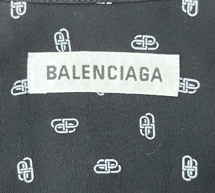 Balenciaga Balenciaga FW21 logo long sleeved shirt2412-Nextarrow Size US XS / EU 42 / 0 - 5 Thumbnail