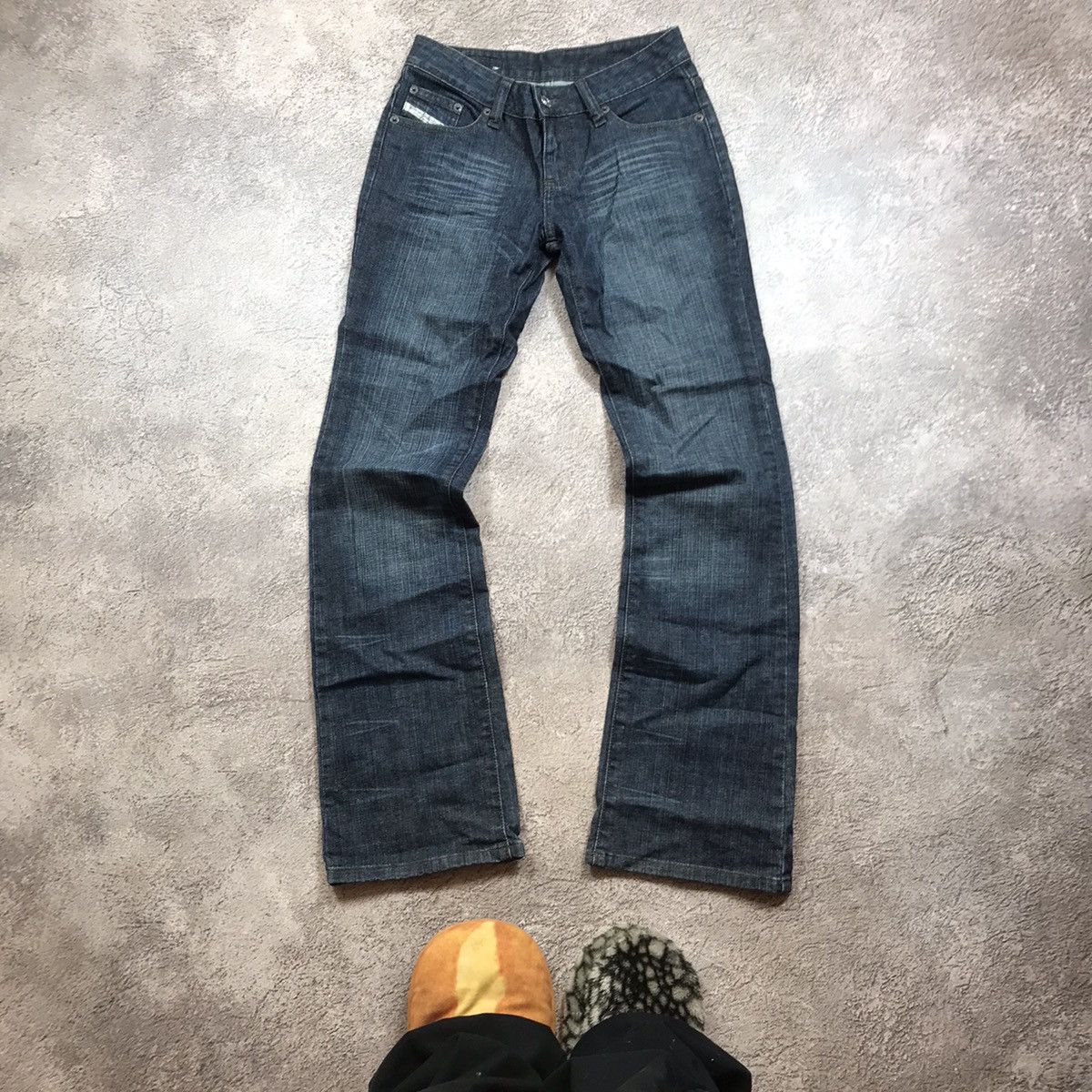 Vintage Vintage Diesel Japan Distressed Low Rise Flared Jeans 90s 27 Size 27" / US 4 / IT 40 - 2 Thumbnail