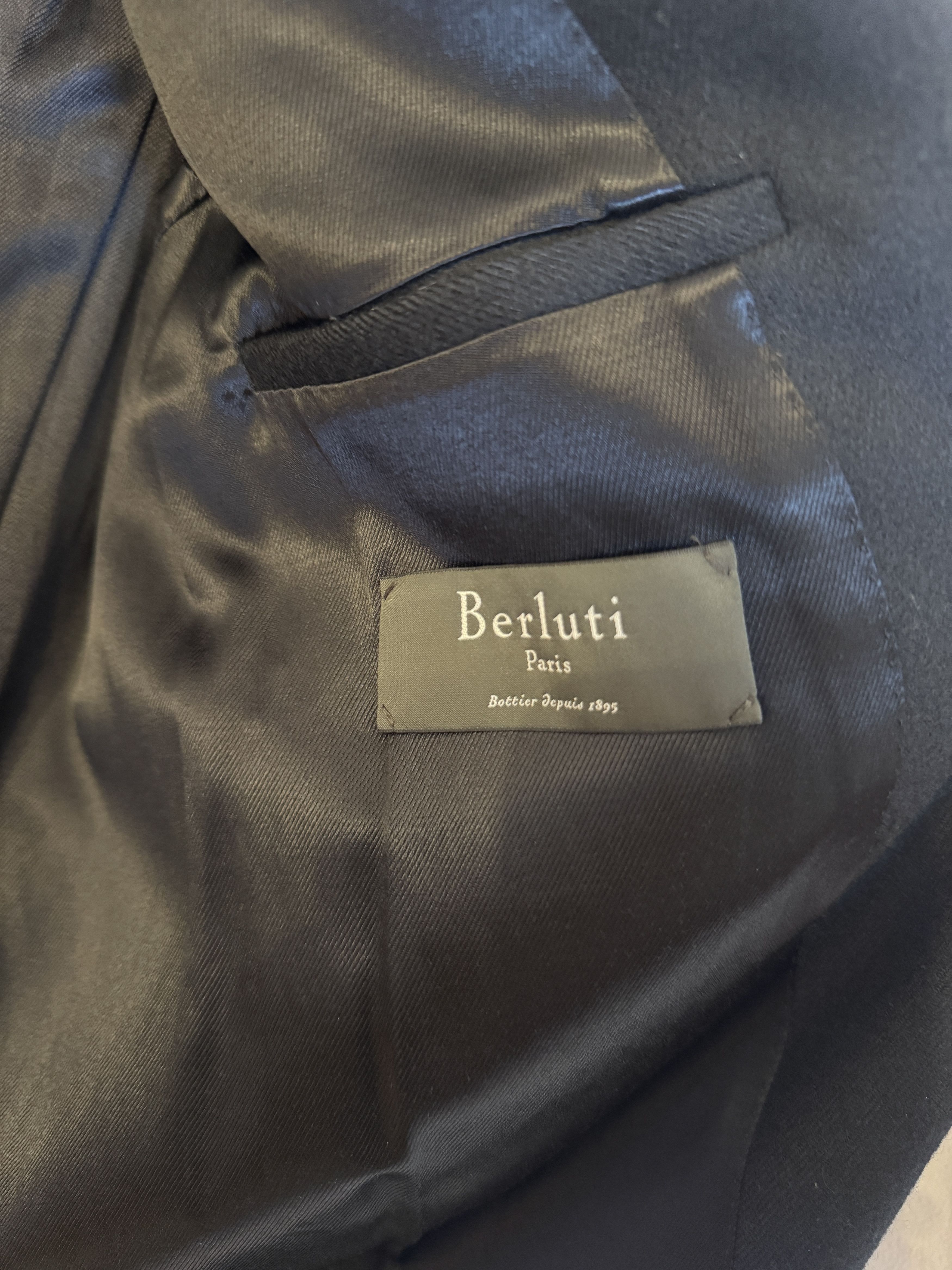 Berluti FW17 Classic 3 Button Coat in Black Wool Size US M / EU 48-50 / 2 - 10 Thumbnail