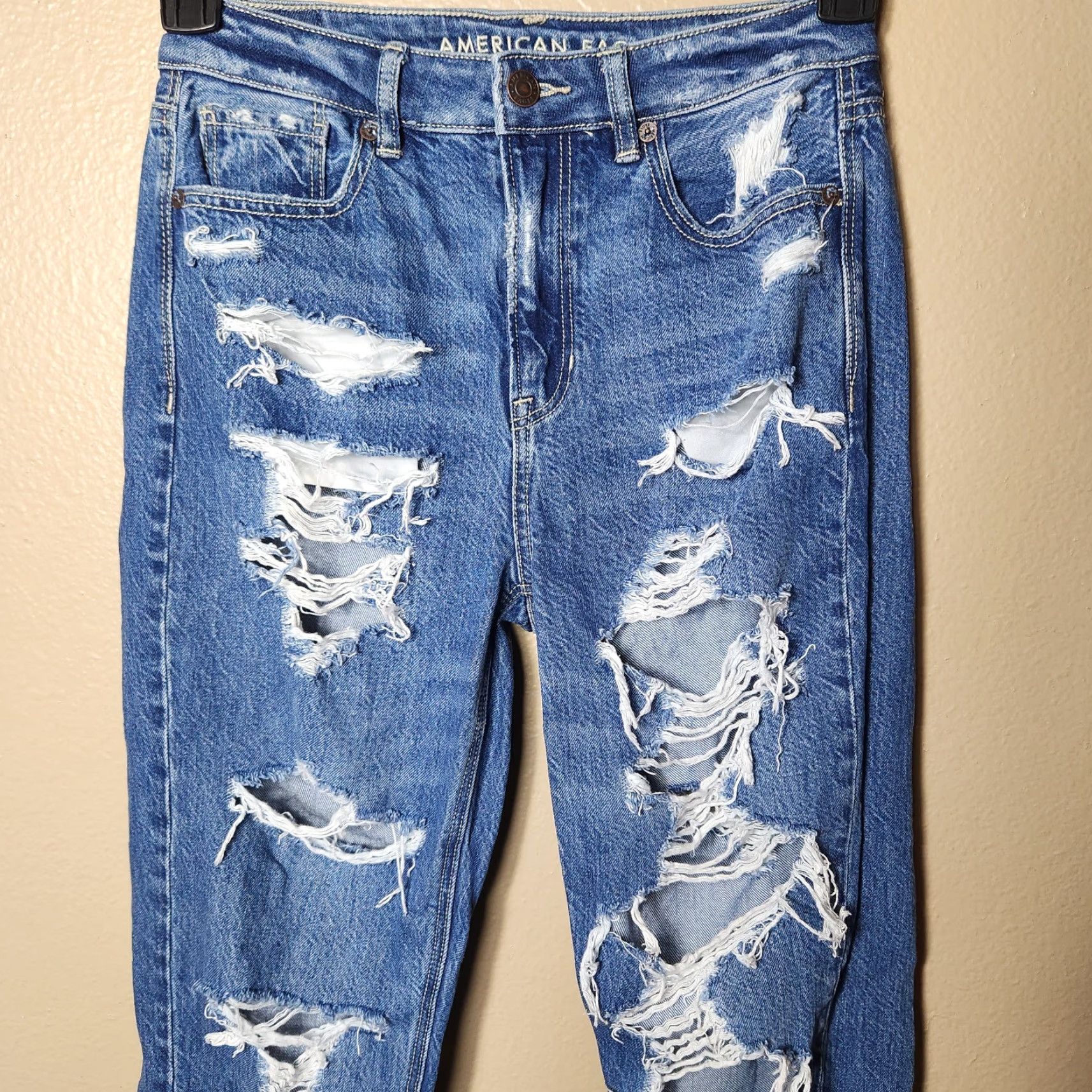 American Eagle Outfitters VINTAGE American Eagle Comfort Stretch Waistband Distressed Destroyed Mom Jeans-Size 0 Size 25" / US 0 / IT 36 - 3 Thumbnail