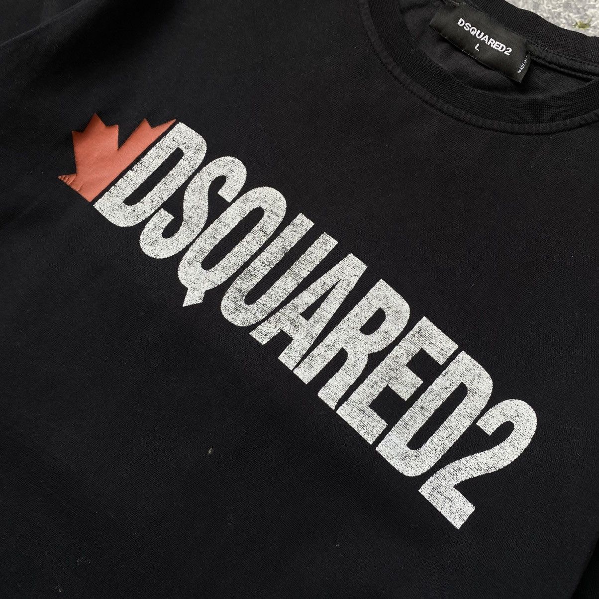 Dsquared2 Luxury Dsquared2 big logo designer y2k black tee Size US L / EU 52-54 / 3 - 3 Thumbnail
