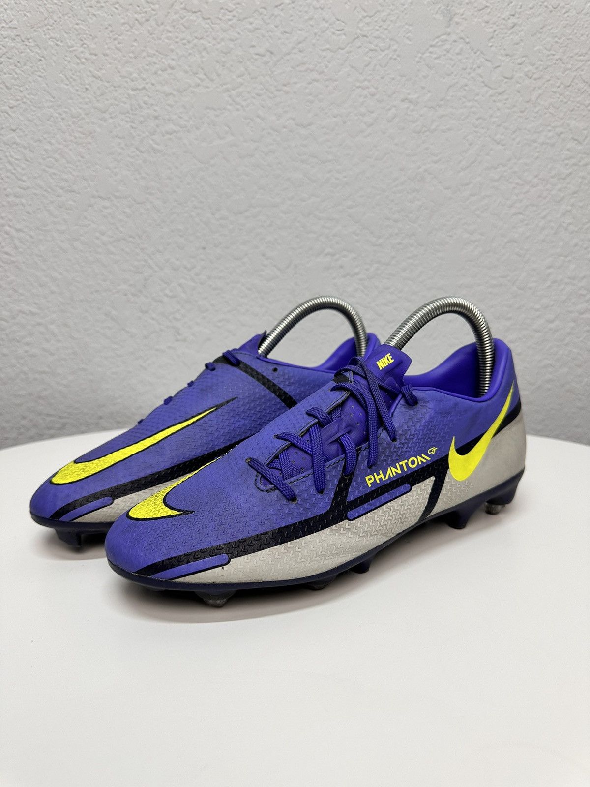 Nike Nike Phantom GT2 Pro purple soccer cleats rare hype Size US 7 / EU 40 - 2 Thumbnail