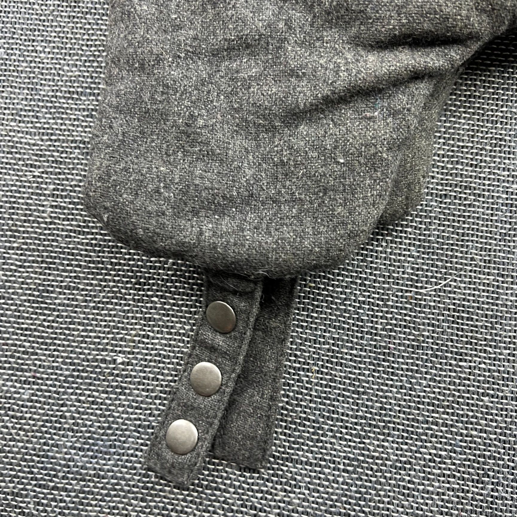 Gant GANT Trapper Hat Wool Viscose Blend Gray Ushanka Ear Flap L-XL Tartan Lining Unisex Adults Wool Viscose Blend Gray Trapper Hat Ladys Mens? Size ONE SIZE - 2 Thumbnail
