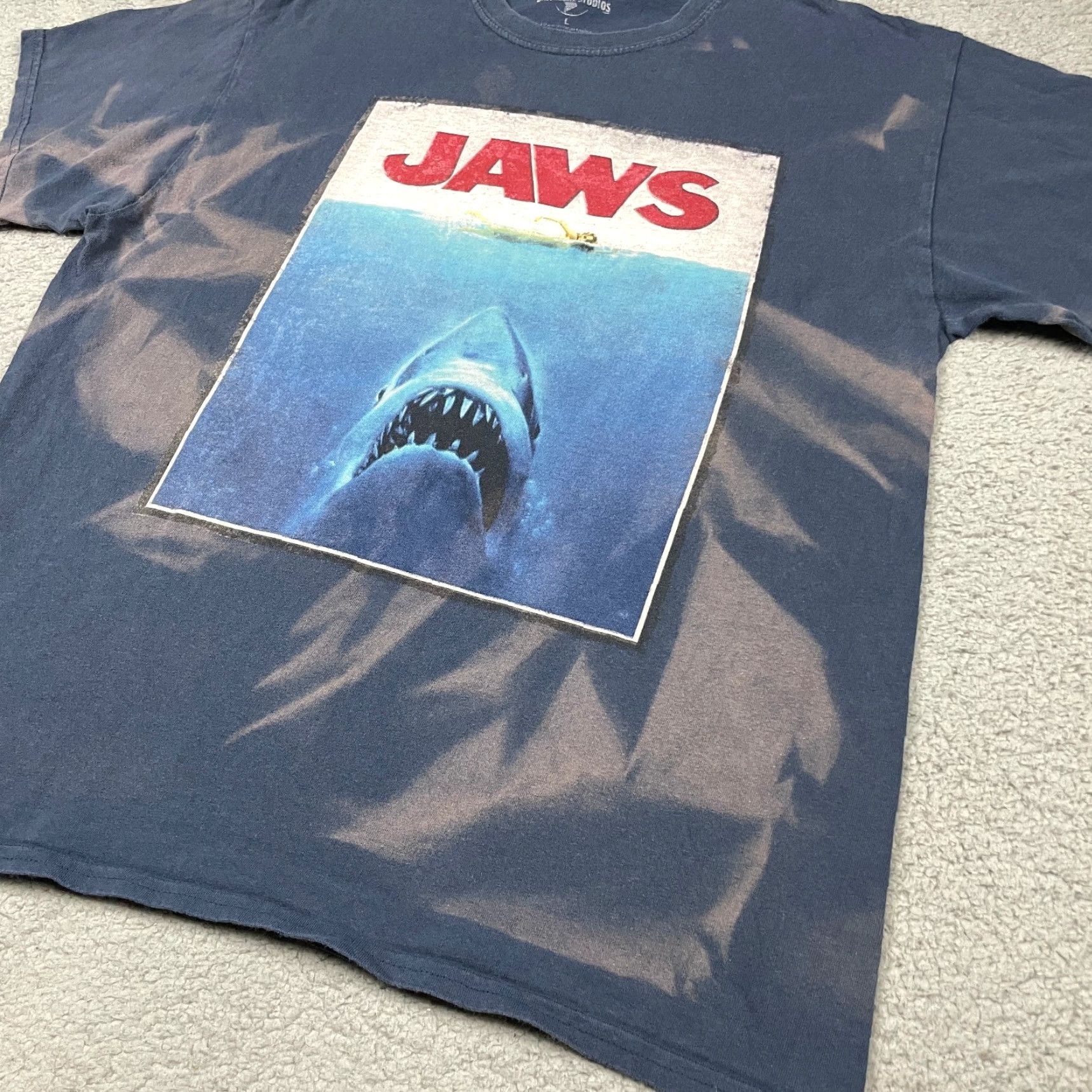 Vintage VINTAGE Jaws T shirt Adult Large Blue Movie Universal Studios Mens Fade Custom Shark* Size US L / EU 52-54 / 3 - 6 Thumbnail