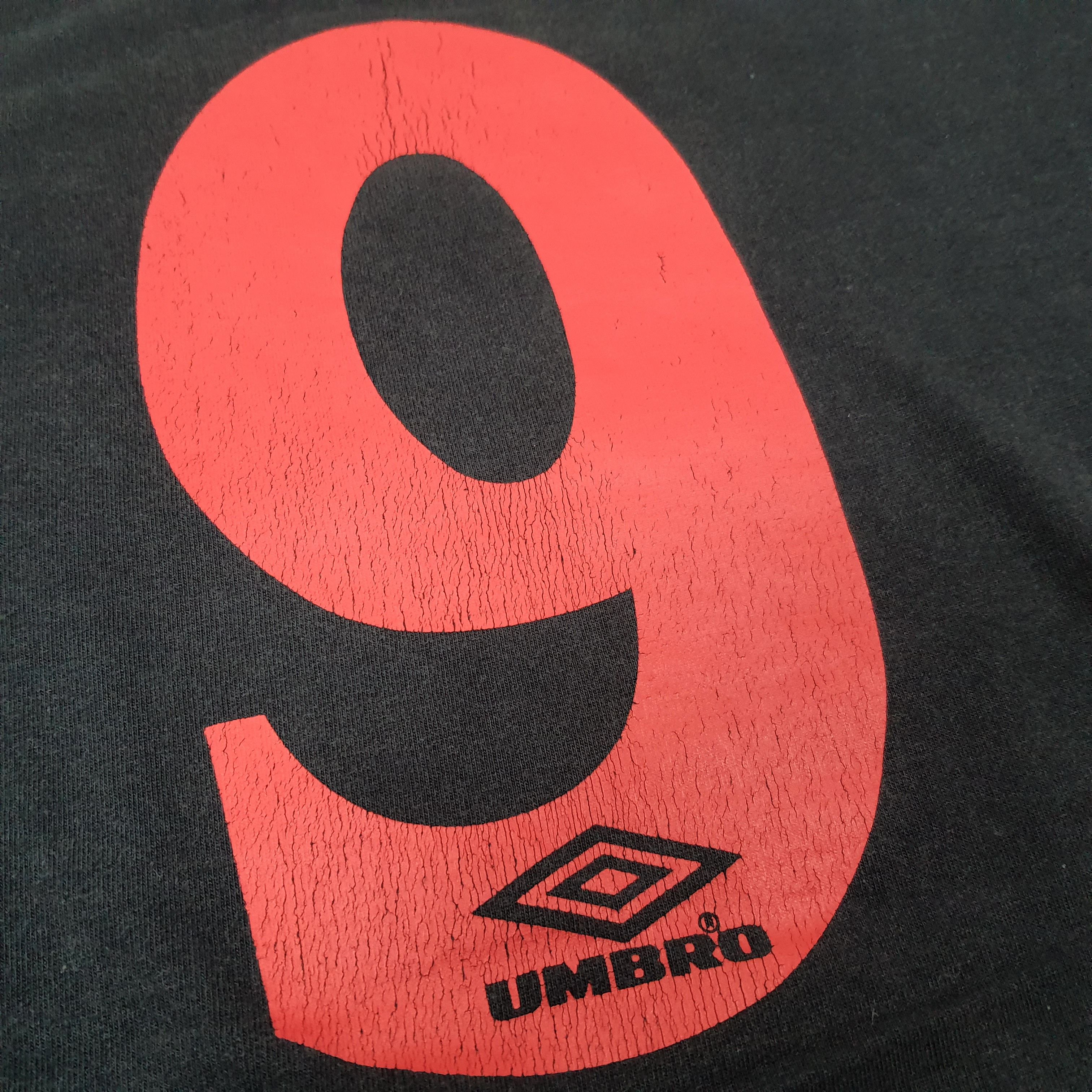Umbro Vintage Umbro England Alan Shearer Soccer Tshirt C259N64 Size US L / EU 52-54 / 3 - 4 Thumbnail