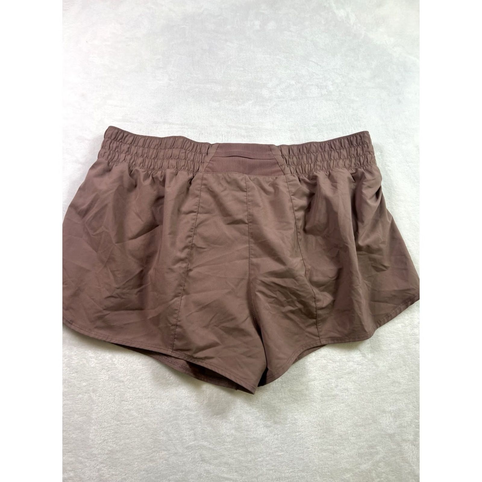Nike Nike Dri-FIT One Womens Shorts Mauve Soft Mid Rise Brief Lined XL EUC Size 40" / US 18 - 5 Thumbnail