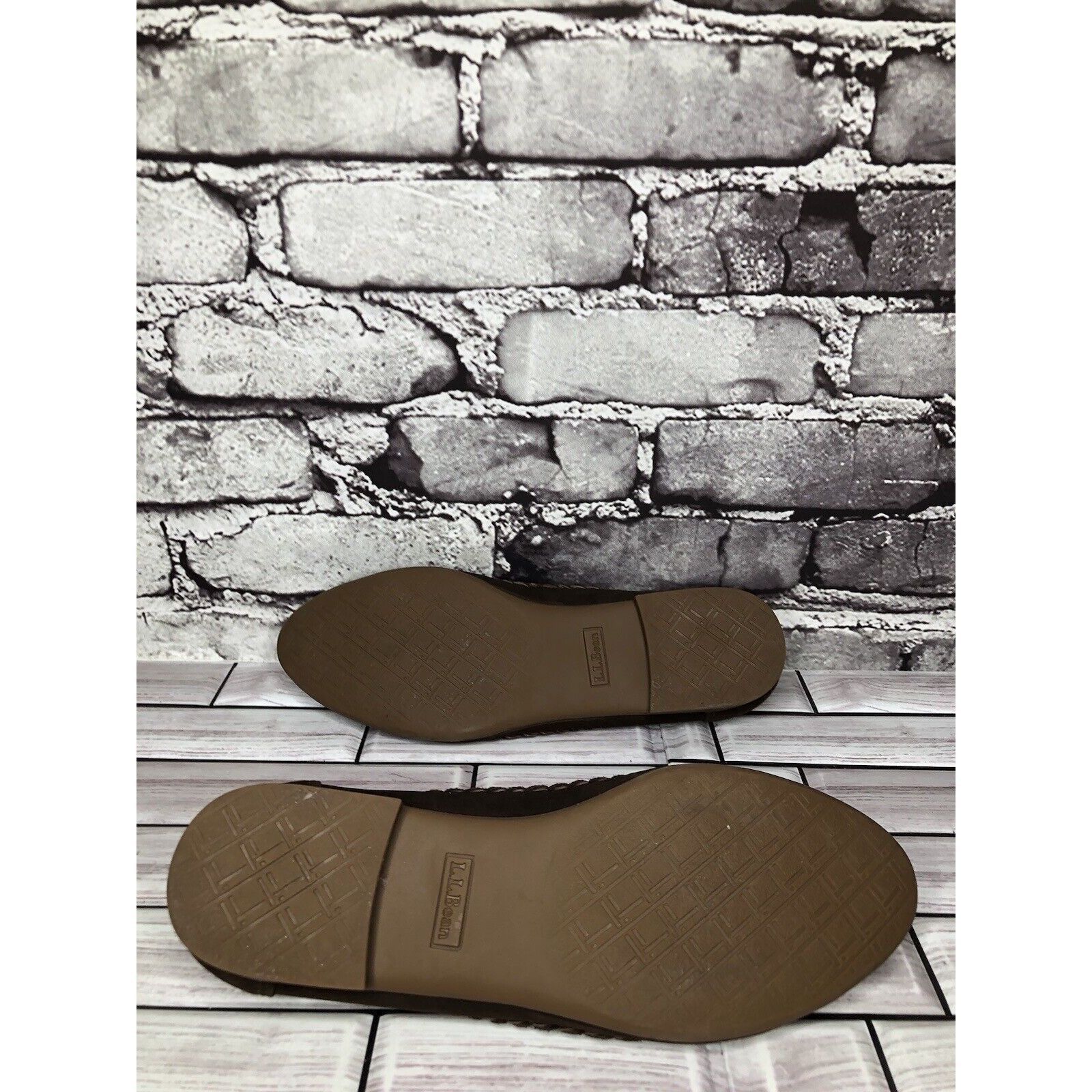 L.L. Bean L.L. Bean Brown Suede Leather Casual Flats Shoes Women’s Sz Size US 6 / IT 36 - 11 Thumbnail