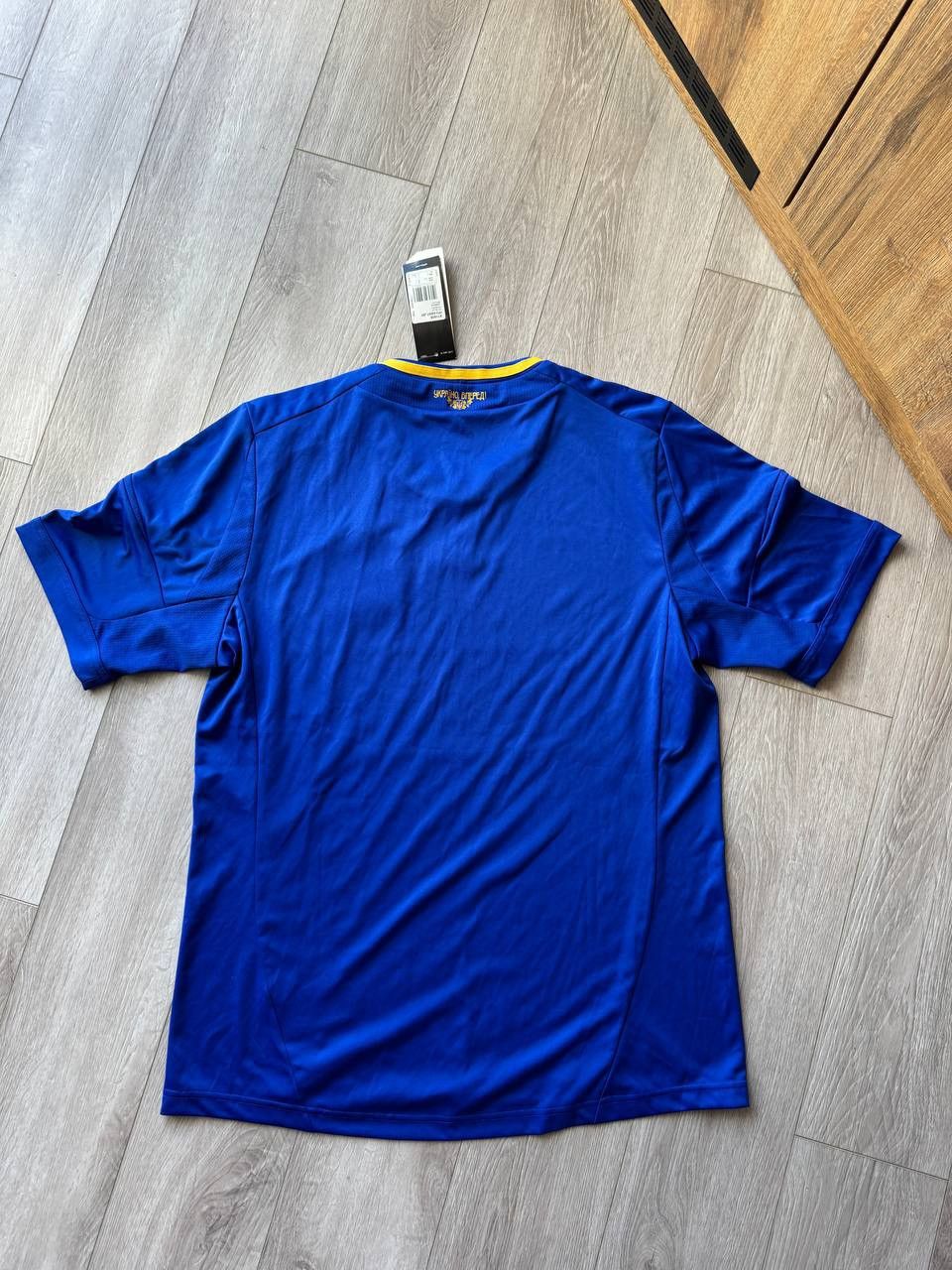 Other NEW! 2011-2012 Adidas Ukraine Away Jersey Size L Size US L / EU 52-54 / 3 - 8 Thumbnail