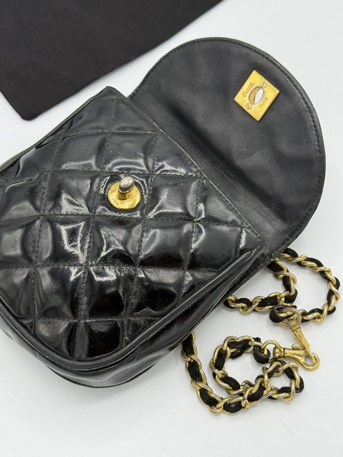 Chanel × Vintage Vintage Chanel Waist Bag Size ONE SIZE - 14 Thumbnail