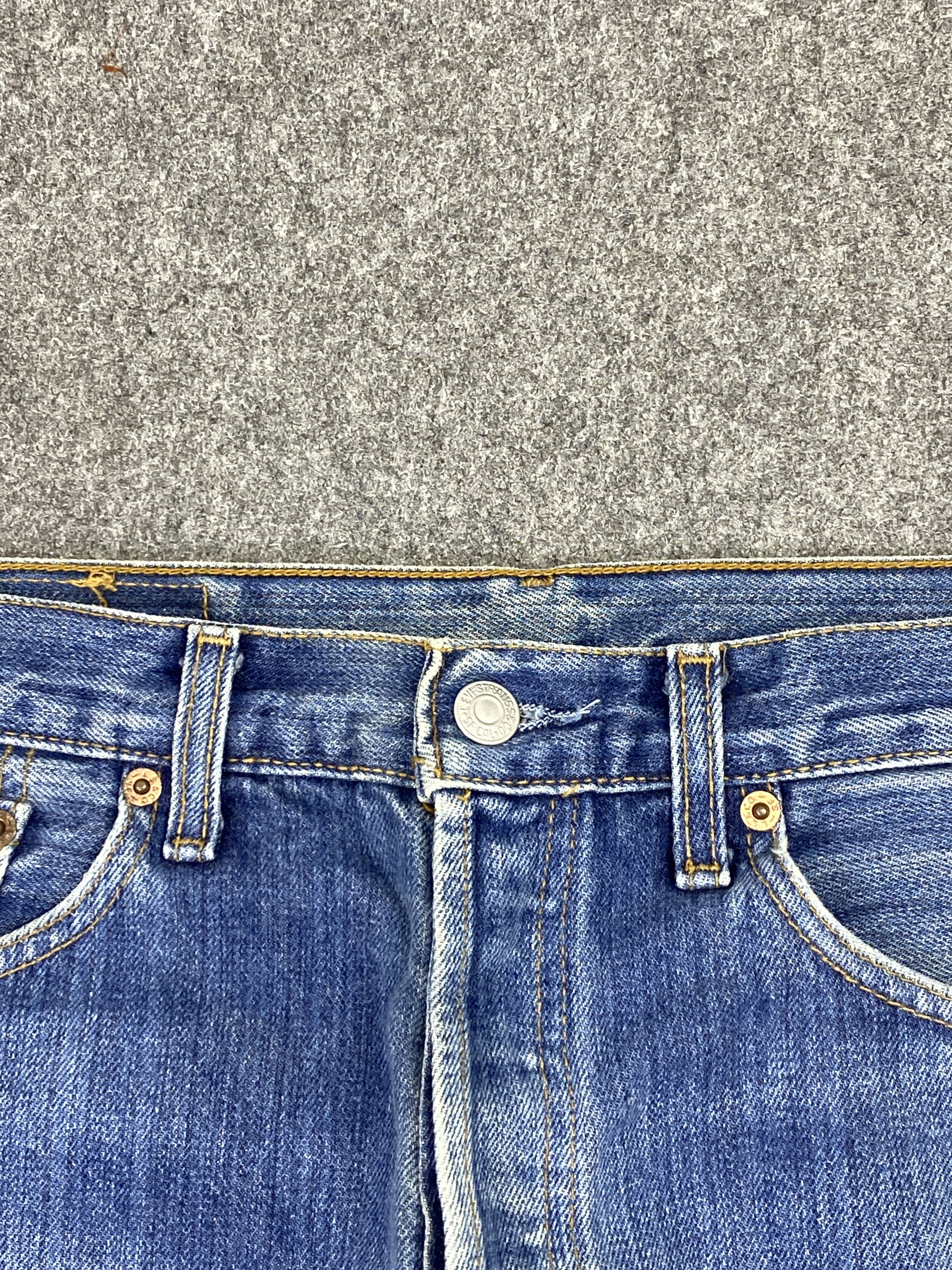 Levi's Vintage Levi's 501 Faded Blue Jeans DP2852 Size US 30 / EU 46 - 9 Thumbnail