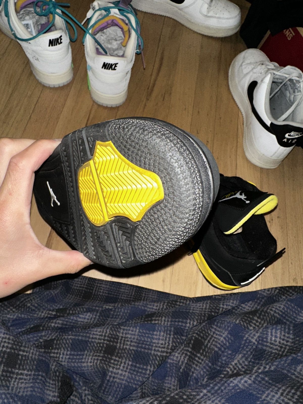 Jordan Brand Jordan 4 thunders Size US 10.5 / EU 43-44 - 9 Thumbnail
