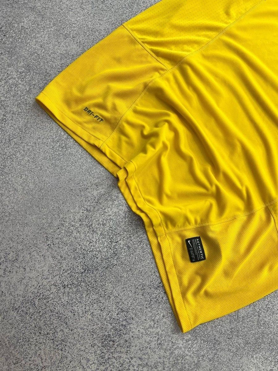 Nike Brazil National Team Nike Dri-FIT Jersey L 405504-703 Size US L / EU 52-54 / 3 - 4 Thumbnail