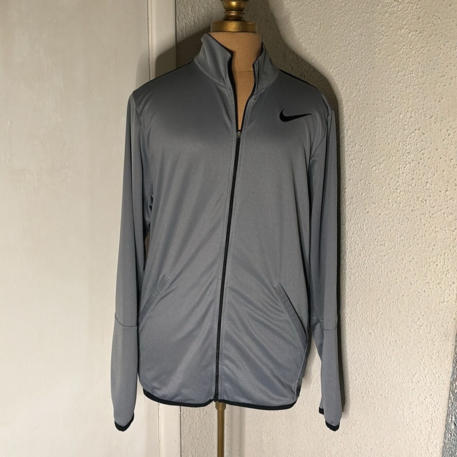 Nike Nike Men's Epic Knit Long Sleeve Jacket Cool Grey/Black S Size US S / EU 44-46 / 1 - 1 Thumbnail