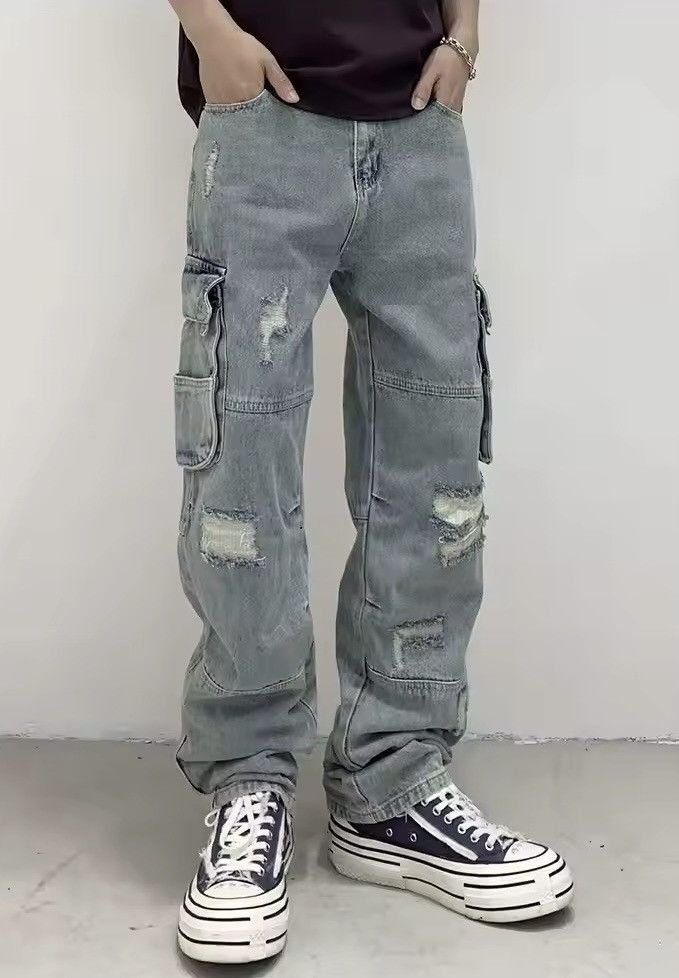 Japanese Brand × Vintage Men Washed Blue Fit Ripped Multi Pockets Jean Size US 33 - 1 Thumbnail