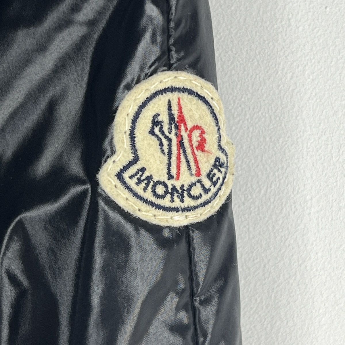 Moncler Moncler Black Shiny Coat Badge Patch Logo Avant Garde Jacket Size S / US 4 / IT 40 - 5 Thumbnail