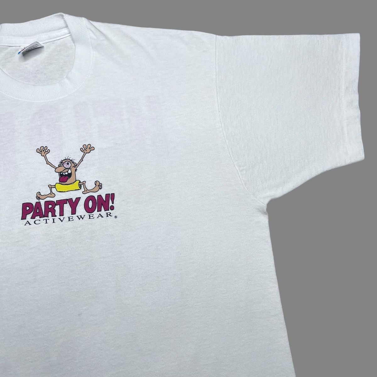 Vintage 1990s Party On Activewear Help Me I Can’t Find My Beer Tee Size US XL / EU 56 / 4 - 5 Thumbnail