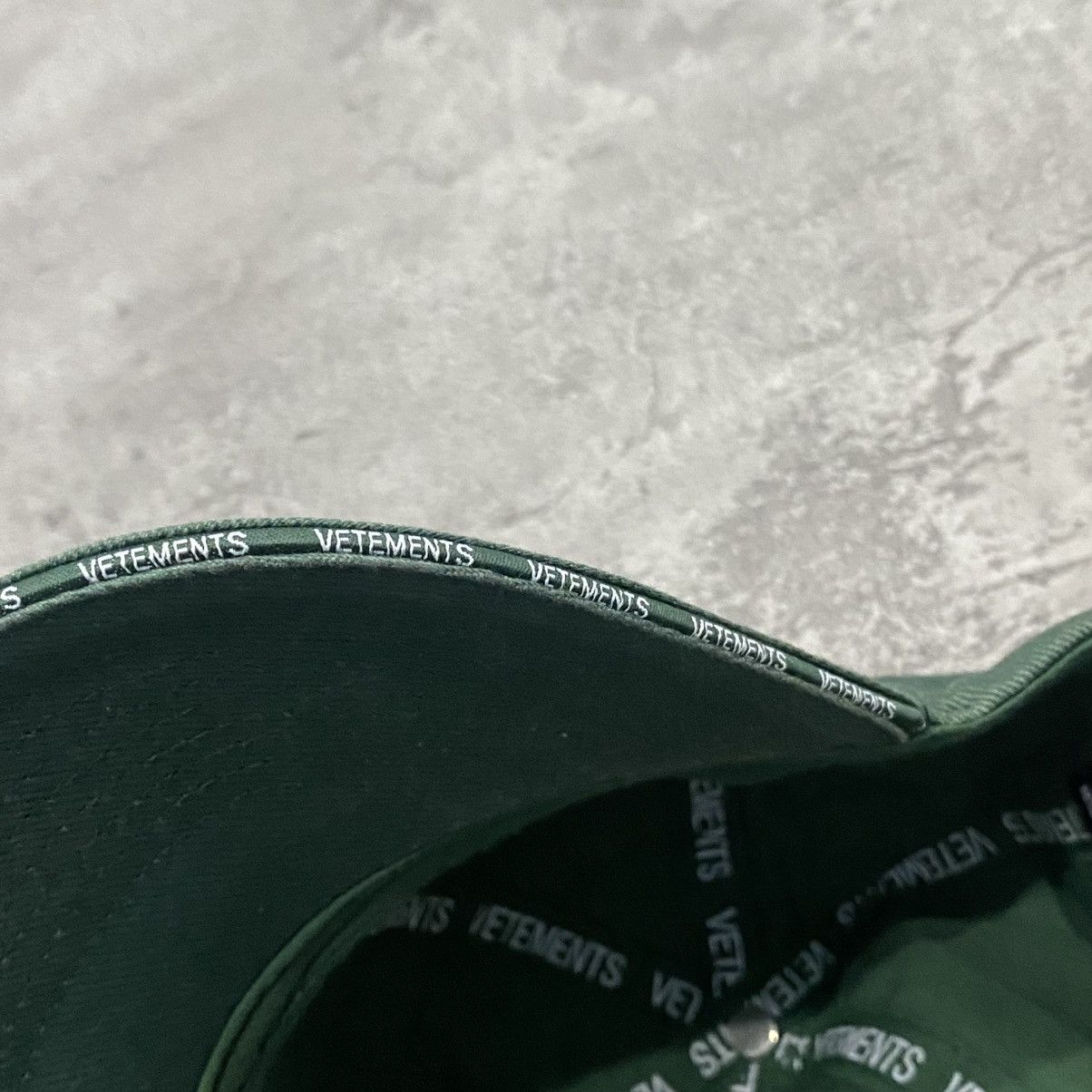 Vetements Vetements Spellout Cap Green Size ONE SIZE - 7 Thumbnail