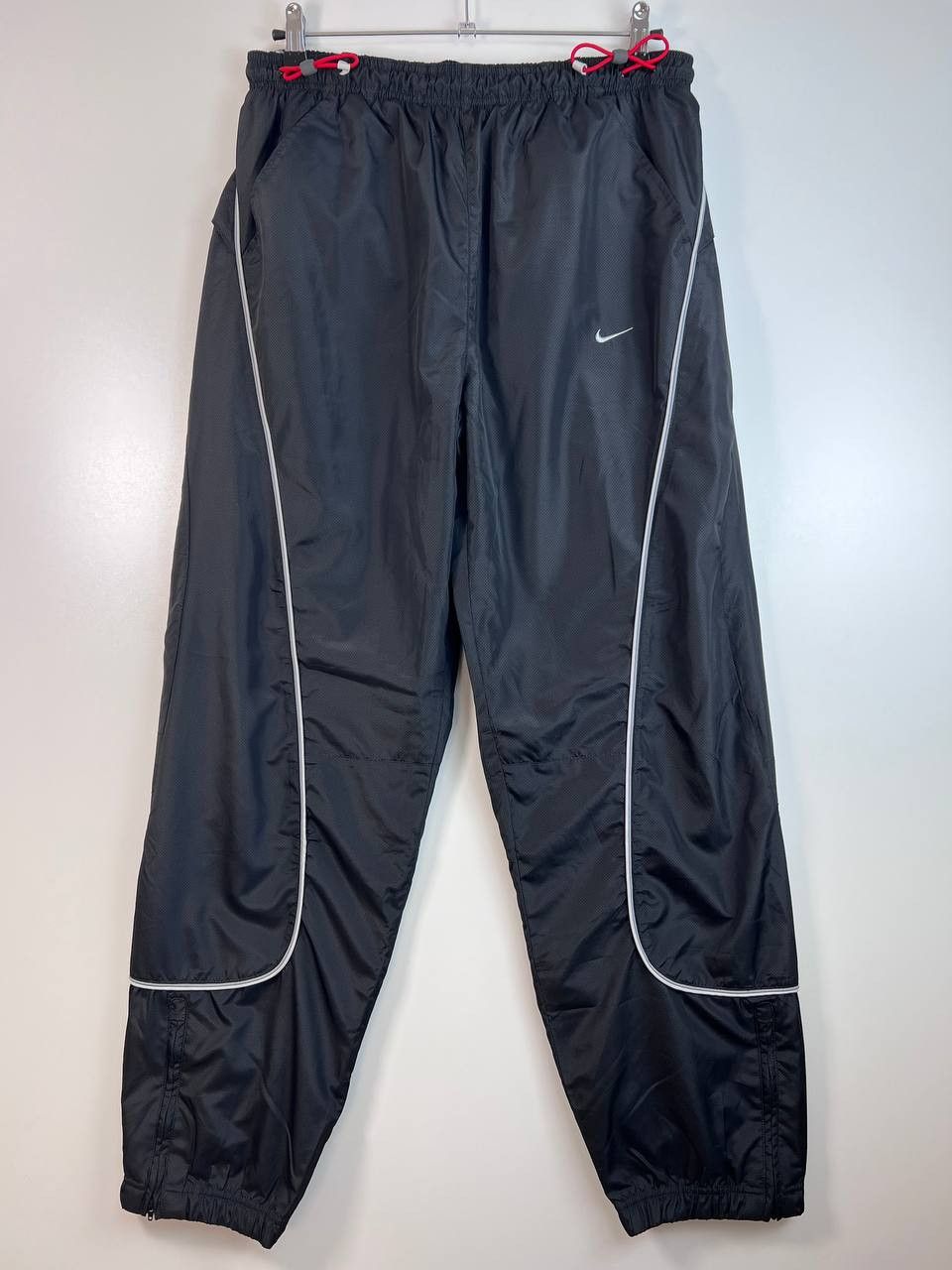 Nike NIKE MAX LTD TRACK PANTS WINDRUNNER MENS SIZE L Size US 36 / EU 52 - 1 Thumbnail