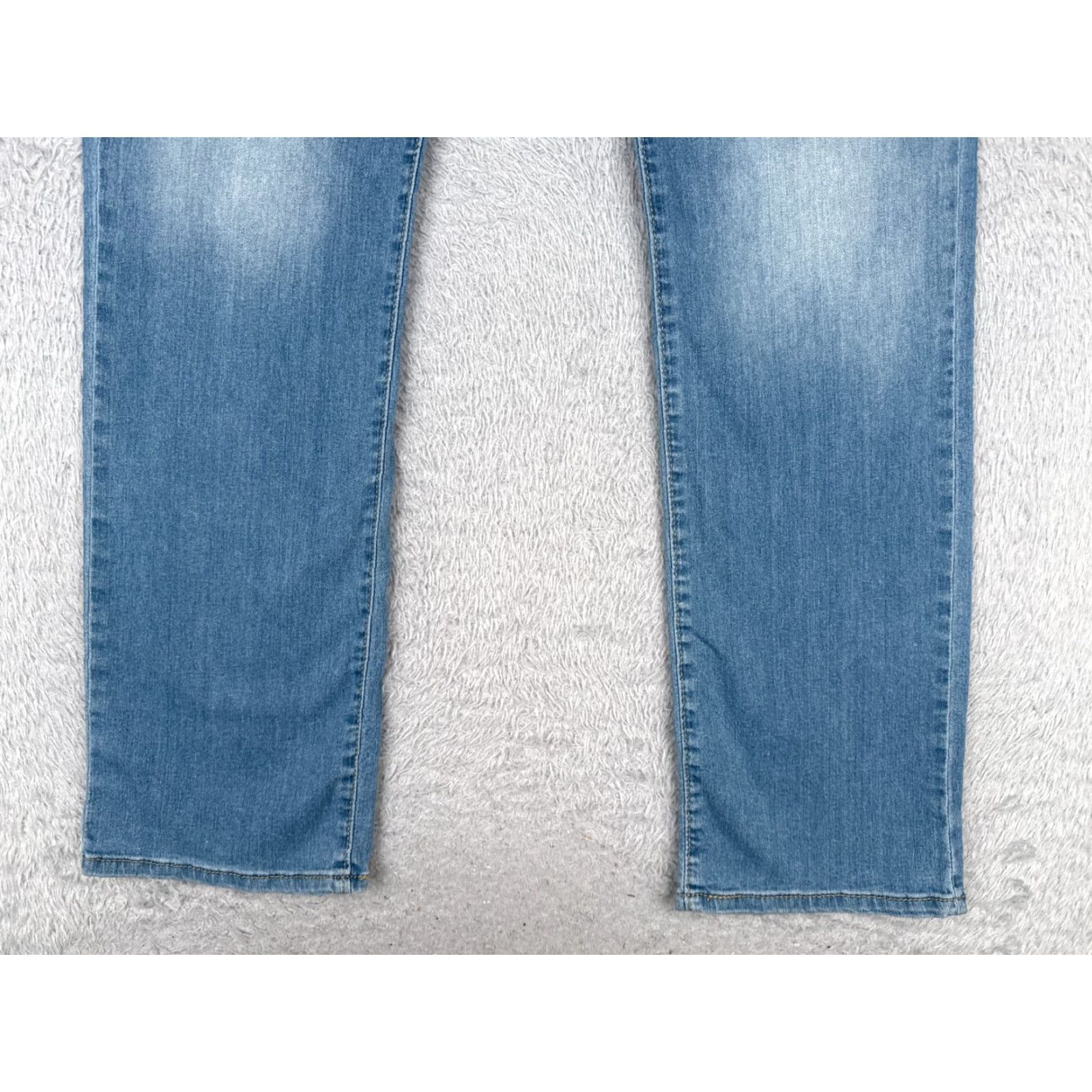 Levi's Levi's Jeans Womens 32 Blue Denim Straight Leg 34 Inseam Regular Fit Cotton Signature 32x34 Size 24" / US 00 / IT 34 - 2 Thumbnail
