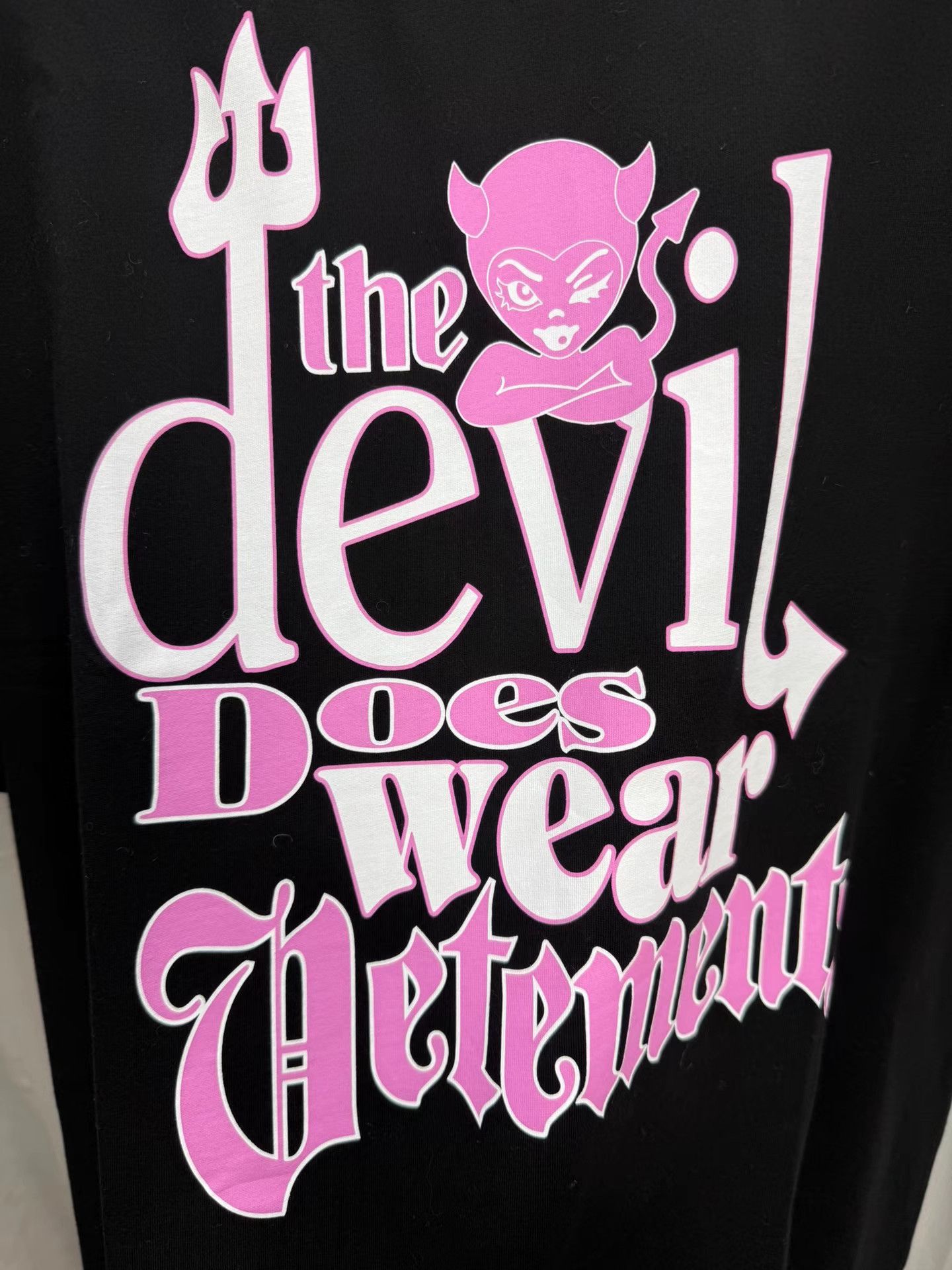 Vetements Vetements The Devil Wears Vetements Devil Short Sleeve K20 Size US XS / EU 42 / 0 - 2 Thumbnail