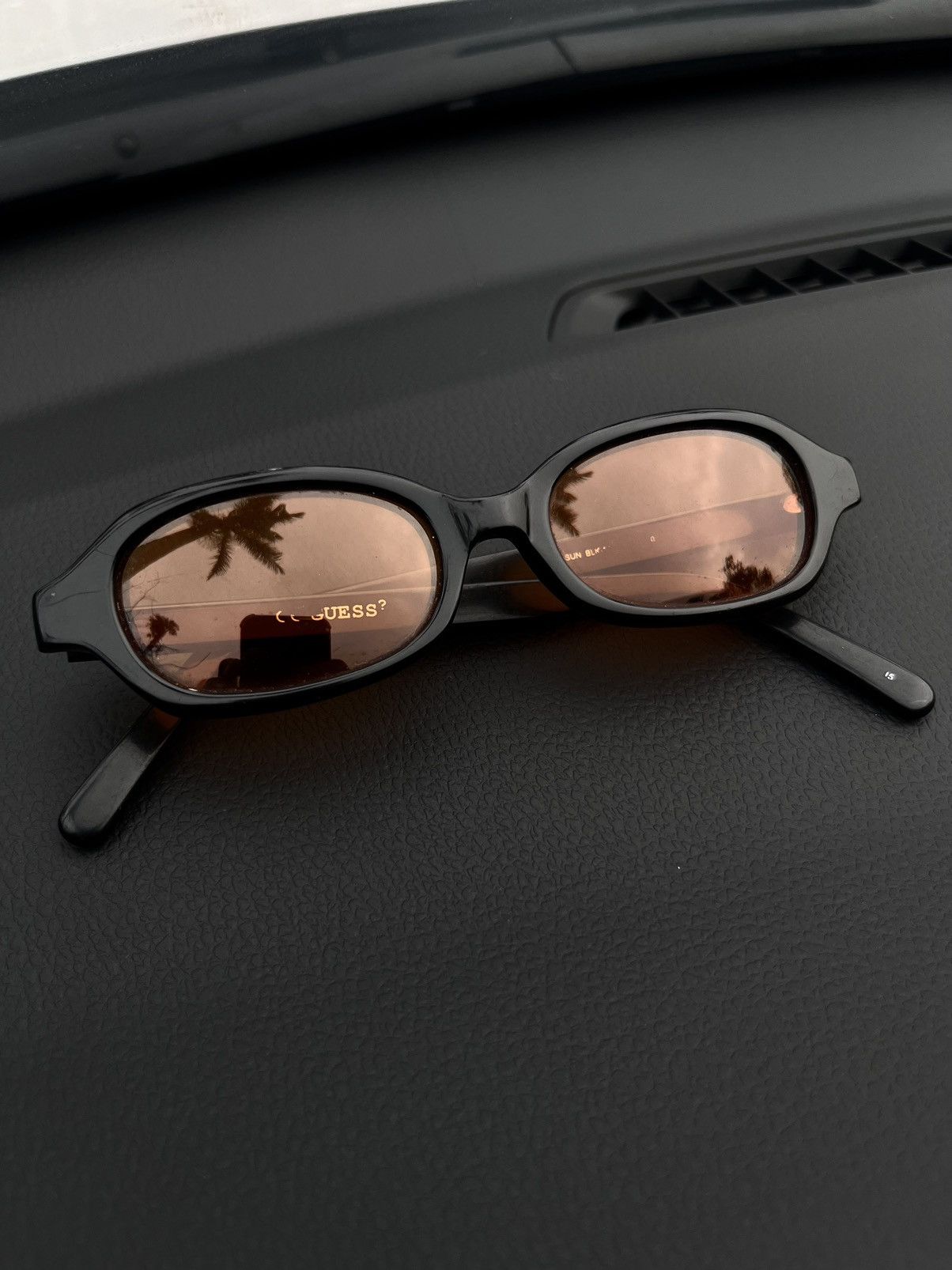 Guess Guess Sunglasses Size 30 - 2 Thumbnail