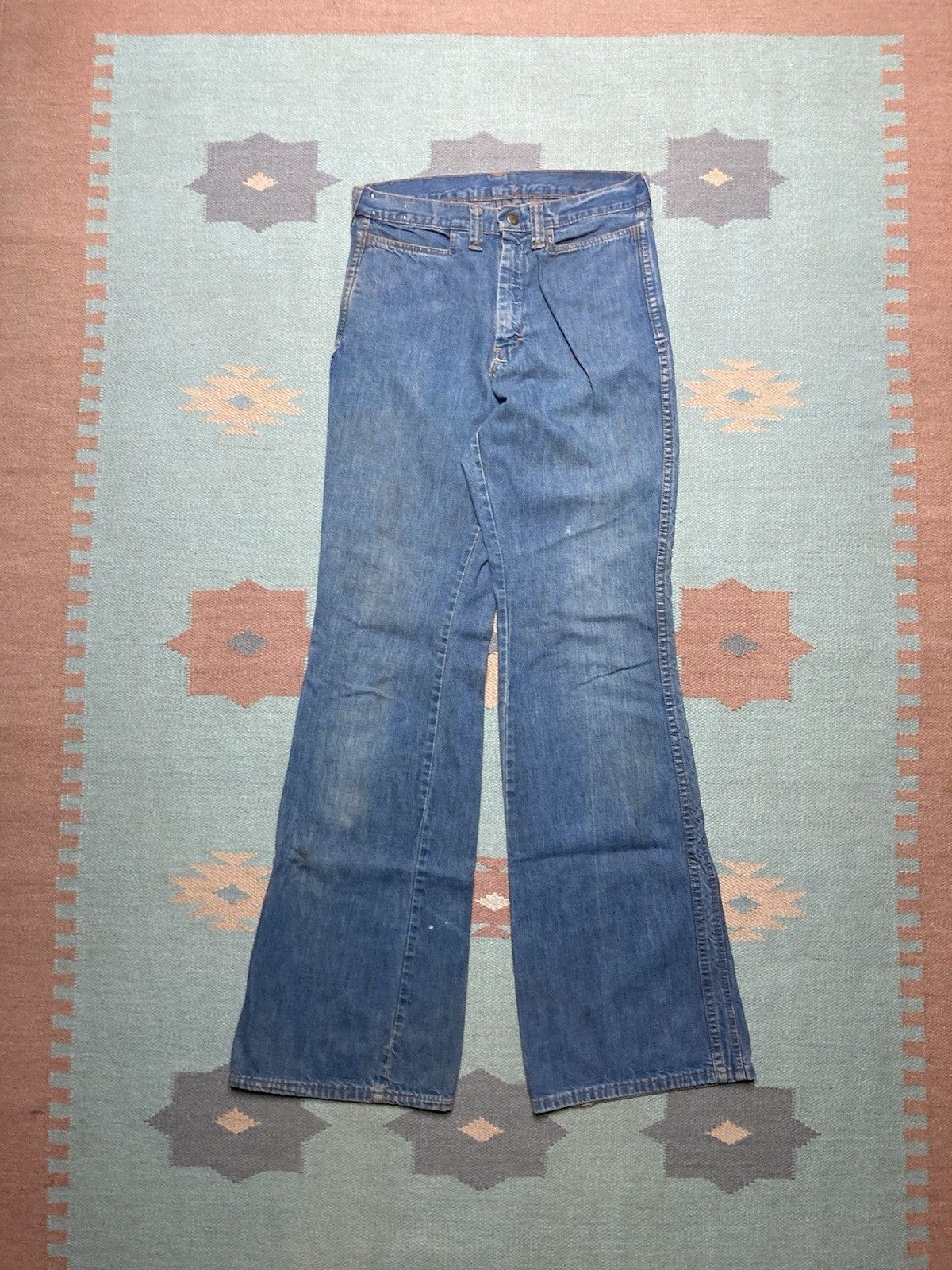 Vintage 1970s denim bell bottom jeans flare wide distressed 28x33 Size 28" / US 6 / IT 42 - 6 Thumbnail