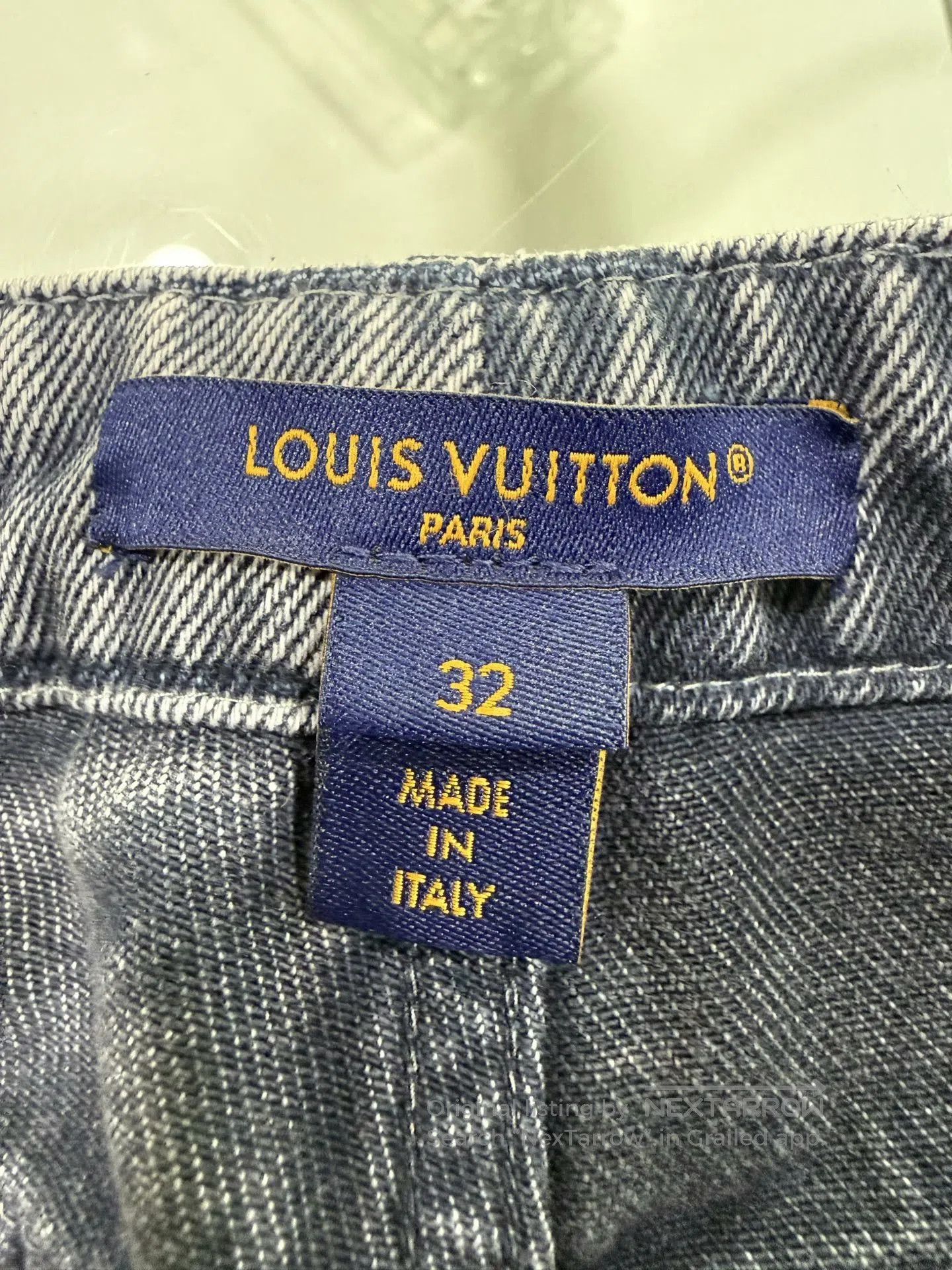 Louis Vuitton Louis Vuitton Gray Wide. Size 31" - 3 Thumbnail