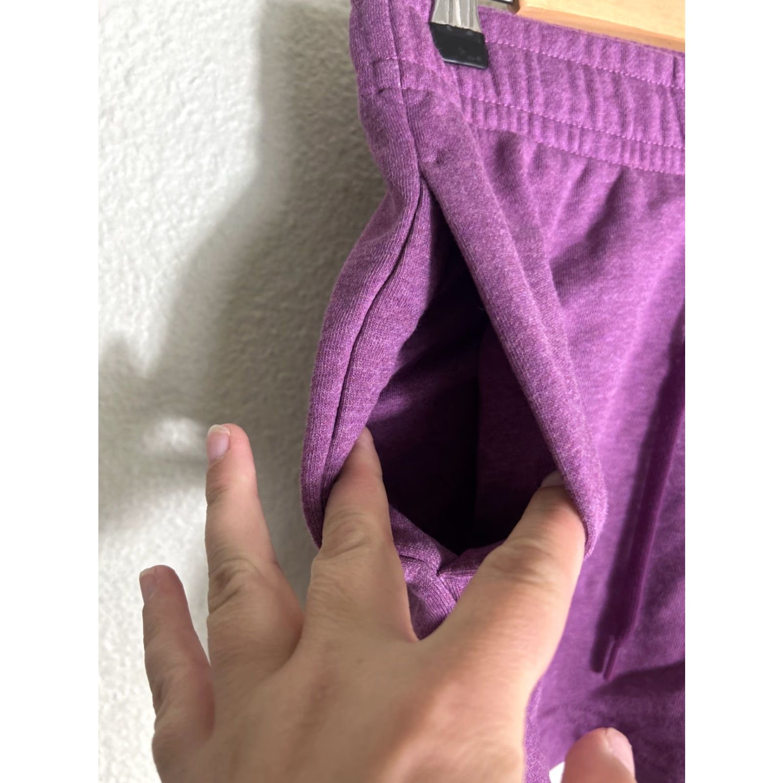 Nike Nike Women's Shorts Sportswear Club Fleece Purple Small Womens Shorts 28x4 CJ3924 610 CJ6317-610 Size 36" / US 14 / IT 50 - 4 Thumbnail