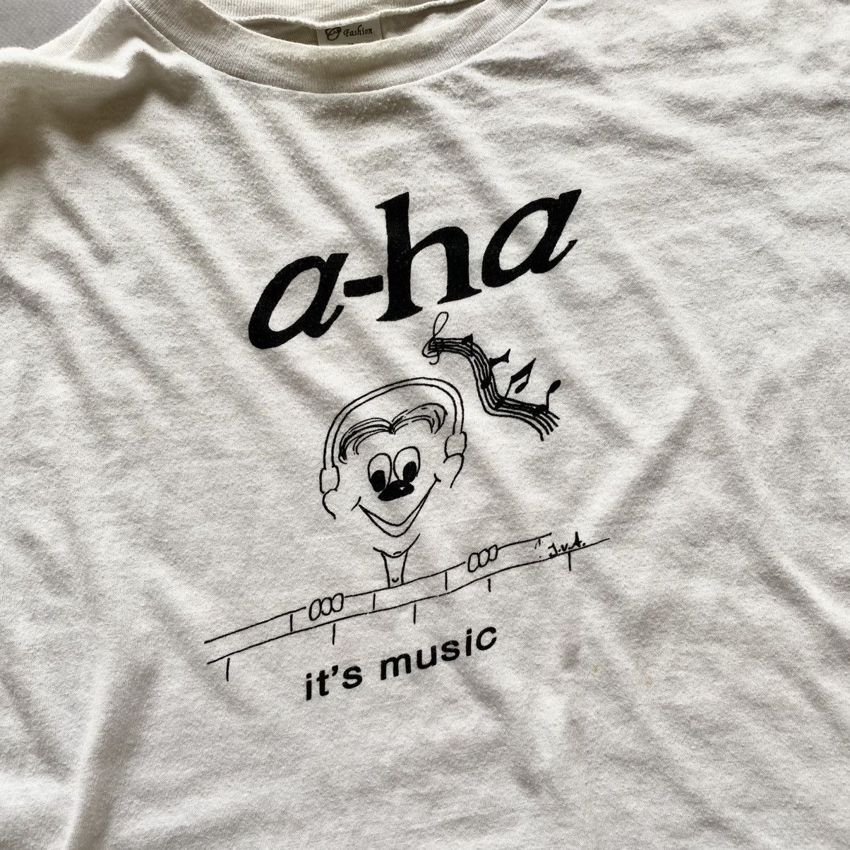 Band Tees 80s Rare A-Ha It’s Music Big Logo Band Vintage T-shirt Tee Size US M / EU 48-50 / 2 - 2 Thumbnail