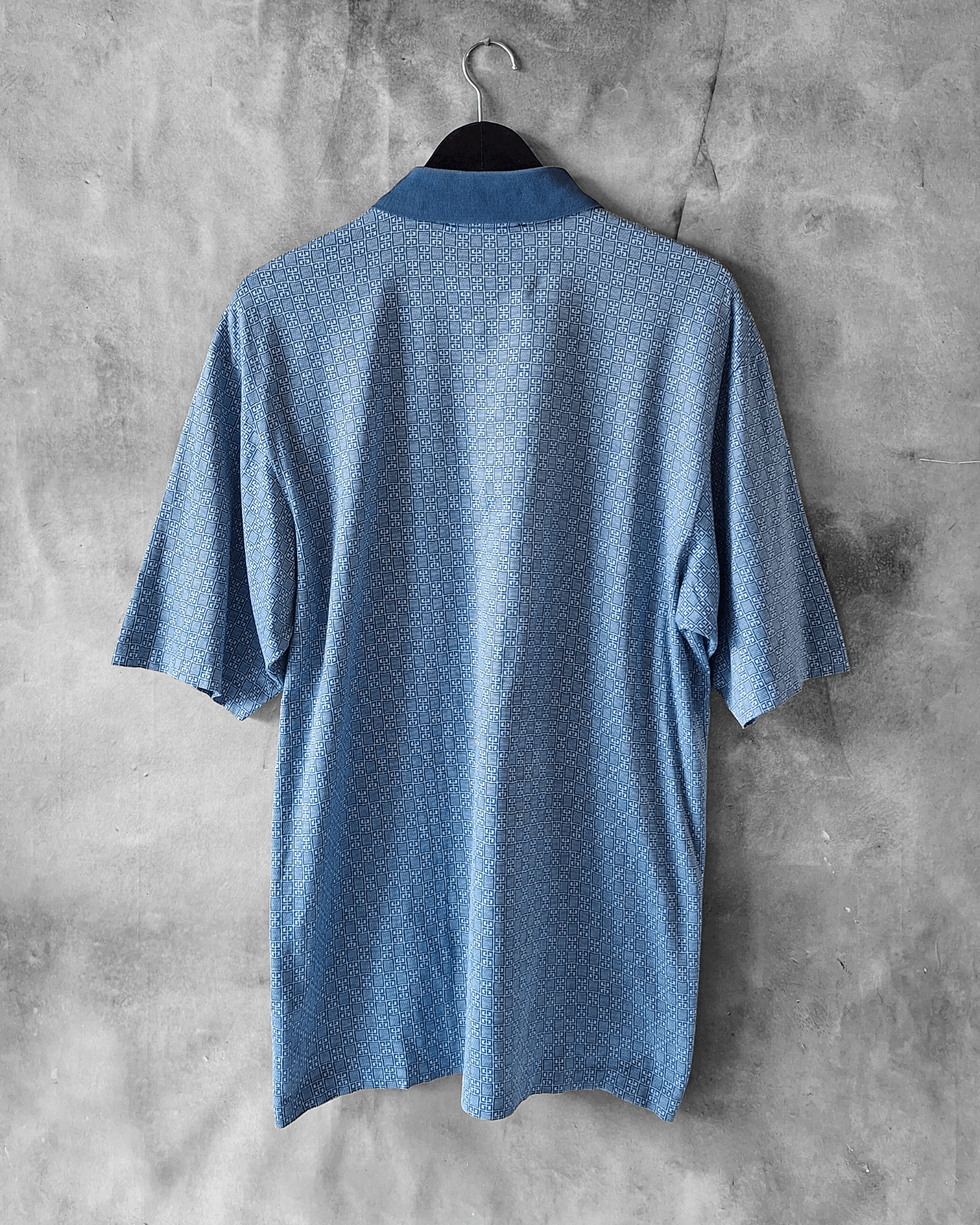 Givenchy Vintage Givenchy Monogram Polo Shirt Size US L / EU 52-54 / 3 - 8 Thumbnail
