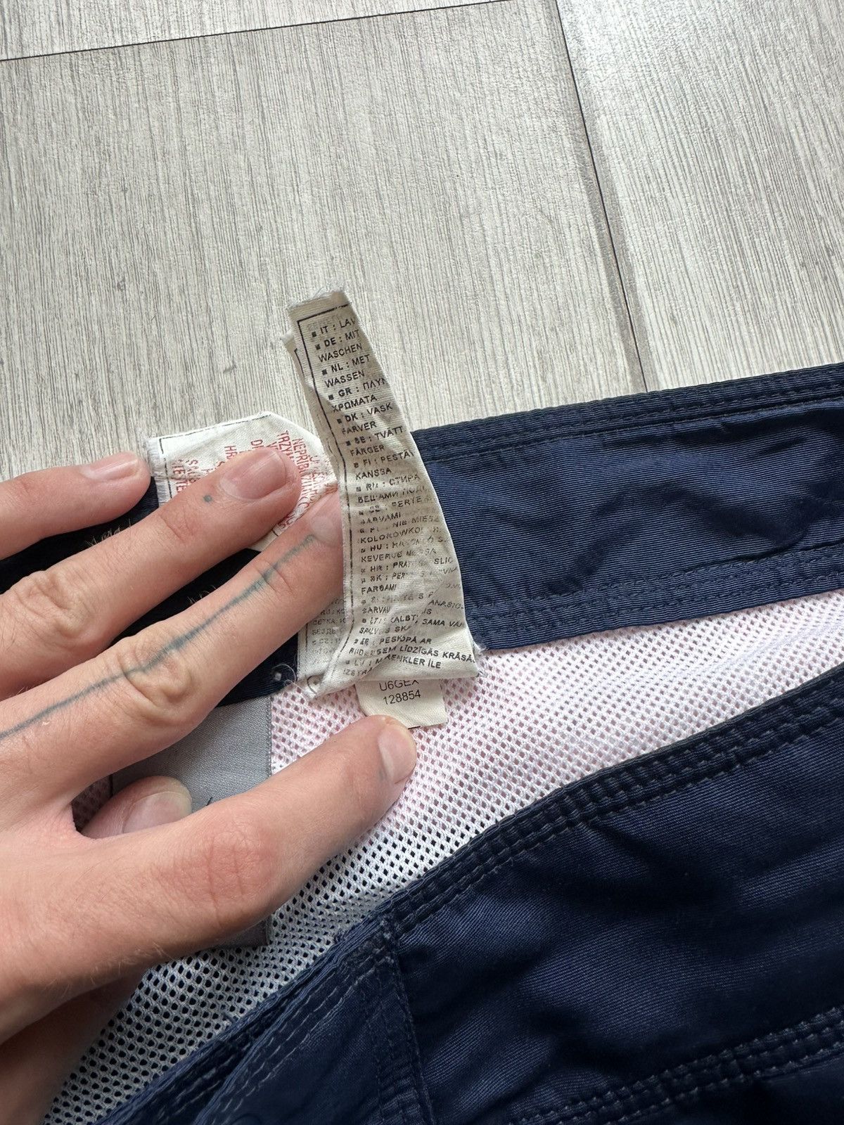 Nike Vintage 90s Nike Swim Shorts Streetwear Size US 33 - 7 Thumbnail