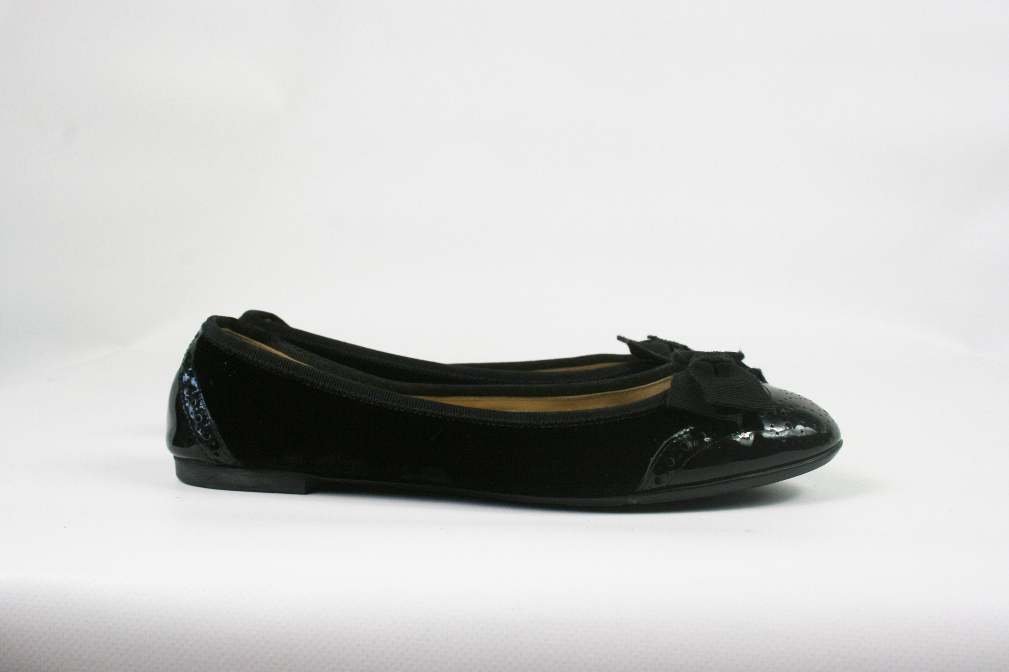 Salvatore Ferragamo 00S Velour Patent Leather Ballet Shoes Size US 7.5 / IT 37.5 - 2 Thumbnail