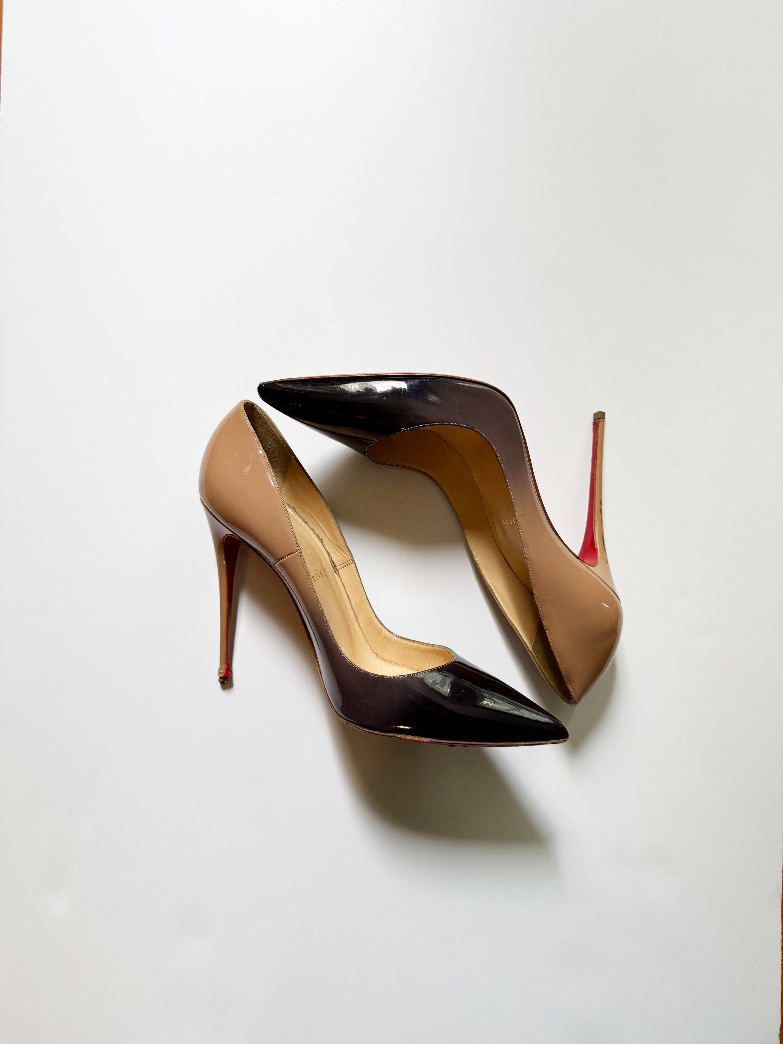 Christian Louboutin CHRISTIAN LOUBOUTIN PATENT LEATHER PUMPS Size US 10 / IT 40 - 1 Thumbnail