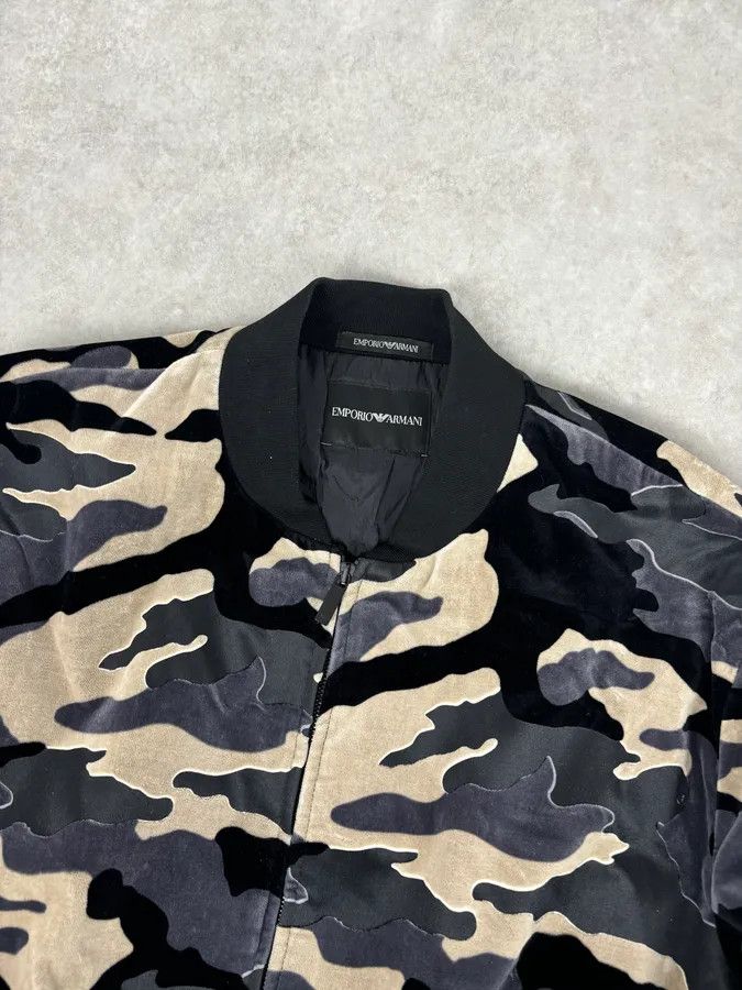 Emporio Armani FW2020 Emporio Armani Camo Velvet Padded Bomber Jacket Size US M / EU 48-50 / 2 - 5 Thumbnail