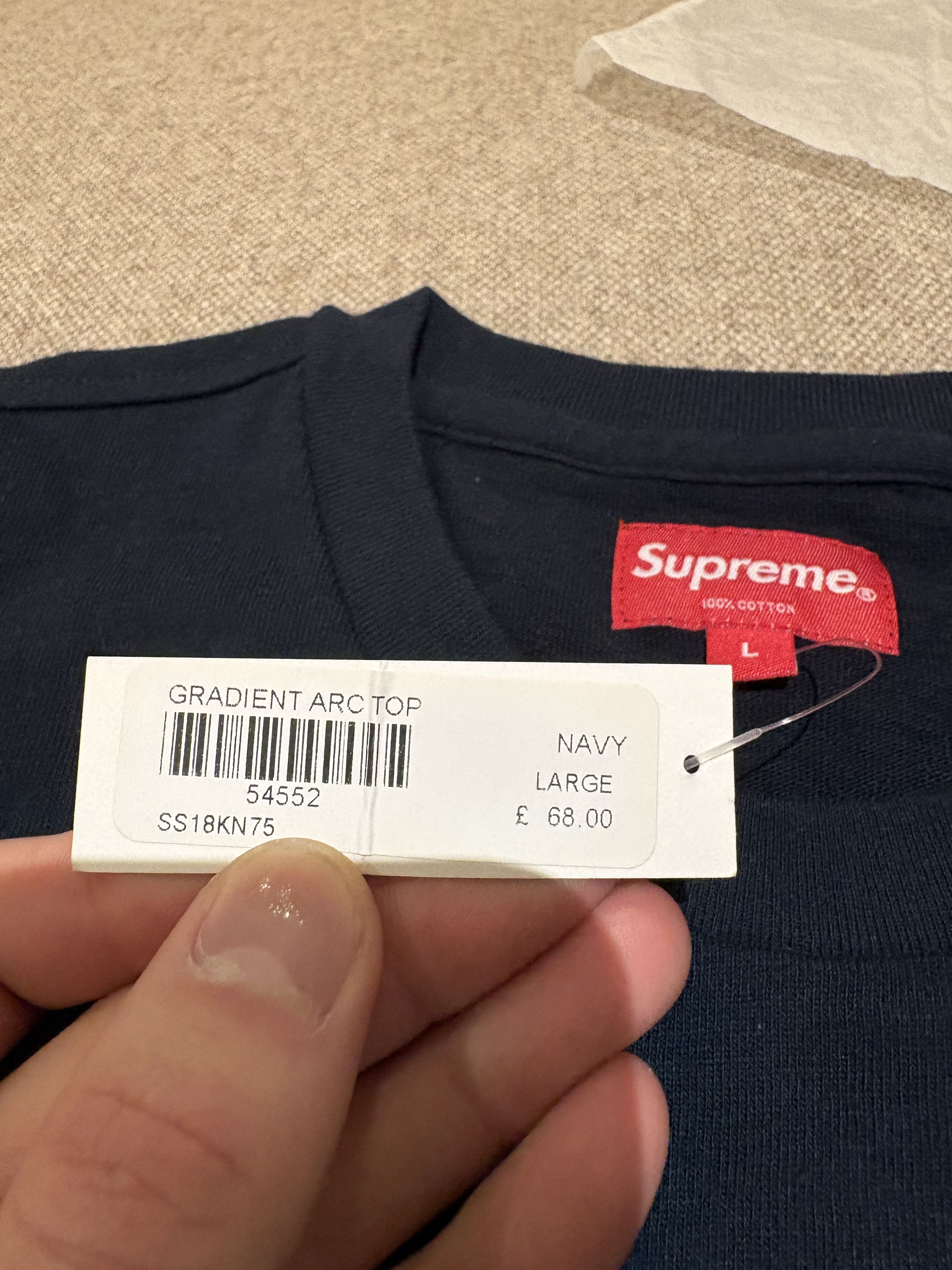 Supreme Supreme Gradient Arc Top Size US L / EU 52-54 / 3 - 6 Thumbnail