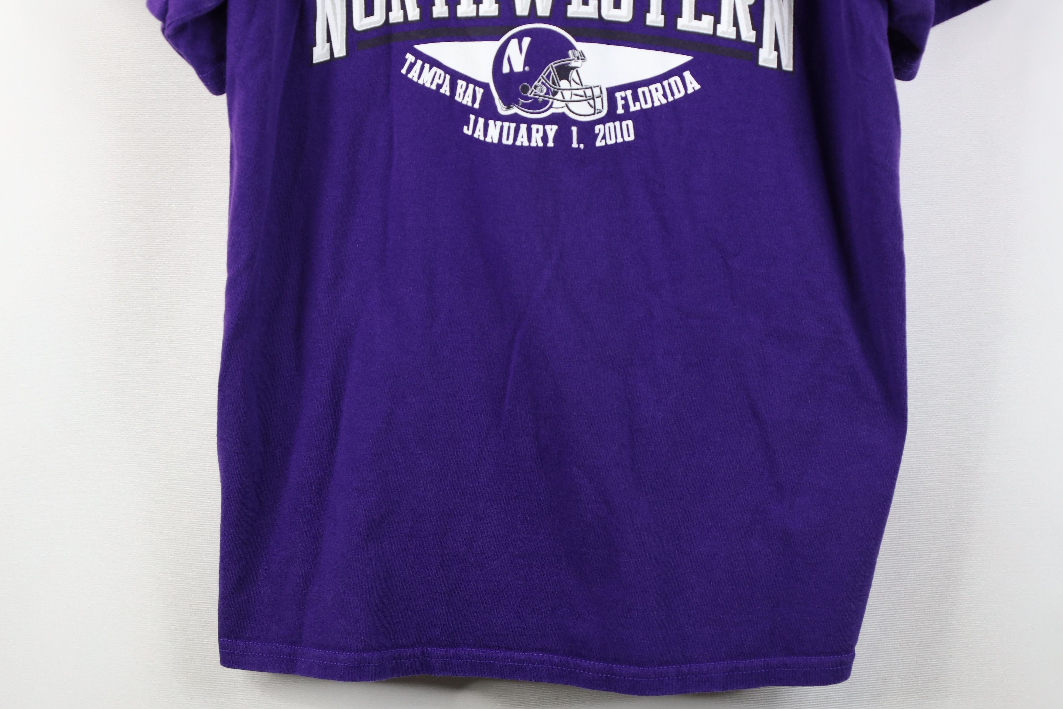 Adidas Vintage Adidas Bowl Northwestern University Football T-Shirt Size US S / EU 44-46 / 1 - 3 Thumbnail