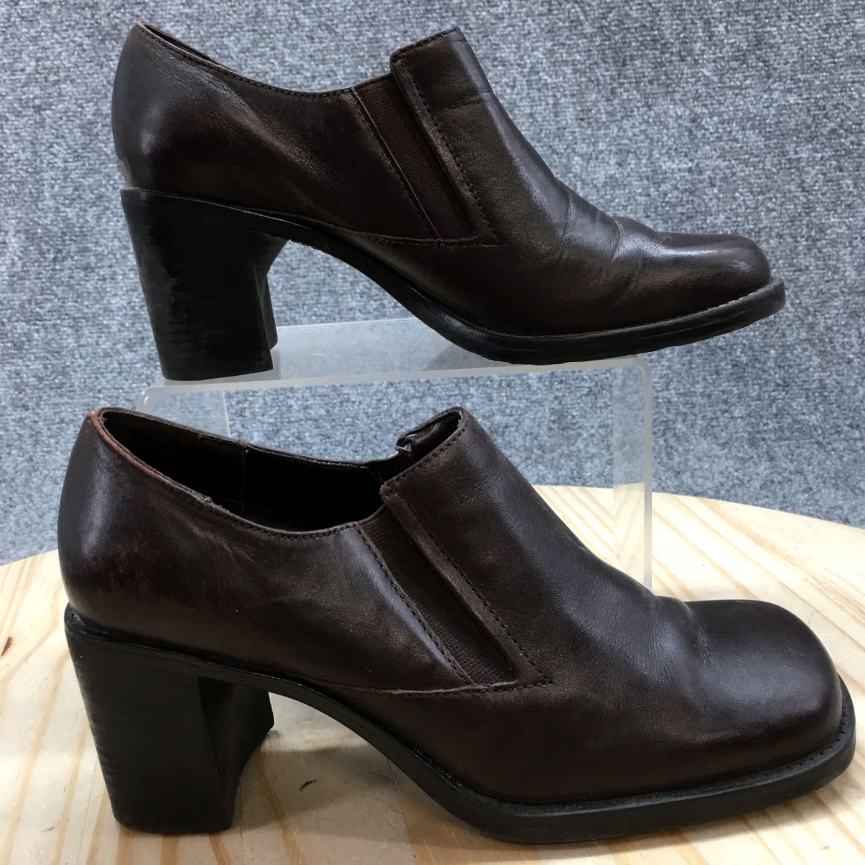 Vintage White Mountain Boots Womens 6.5 M Jive Slip On Low Bootie Brown Leather Heels Size US 7 / IT 37 - 2 Thumbnail