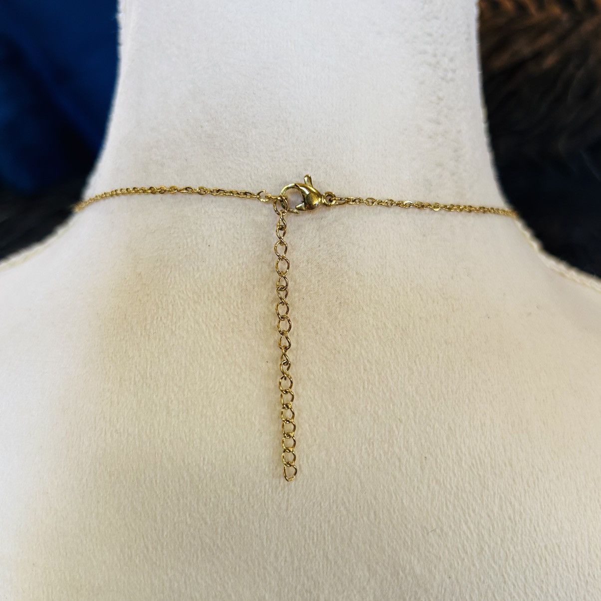 Handmade Handcrafted elegant stone dangle fringe medallion necklace Size ONE SIZE - 5 Thumbnail