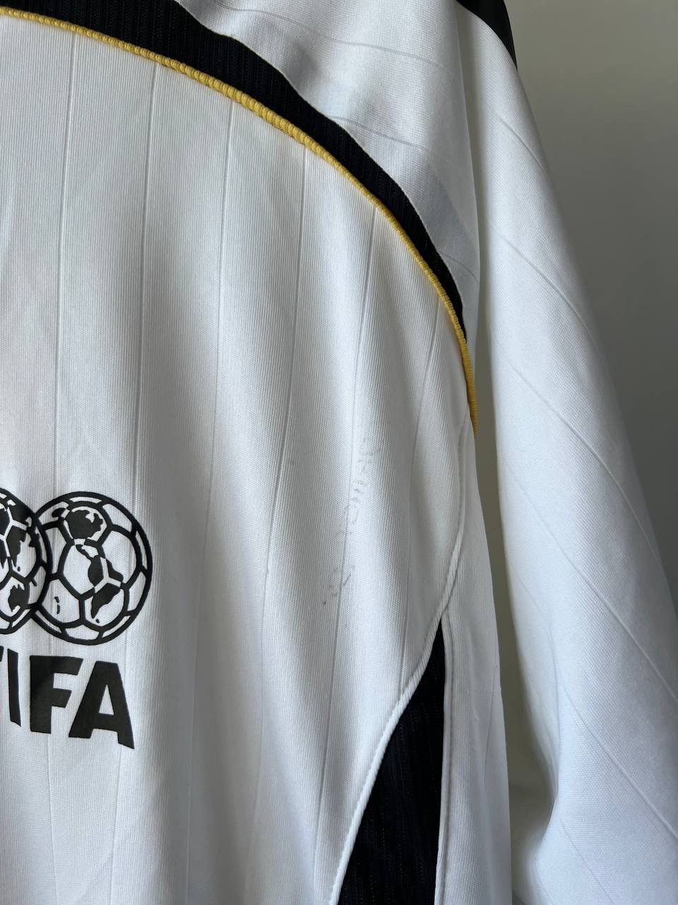 2008 RARE SPECIAL FIFA WORLD STARS #4 MATCH WORN JERSEY XL