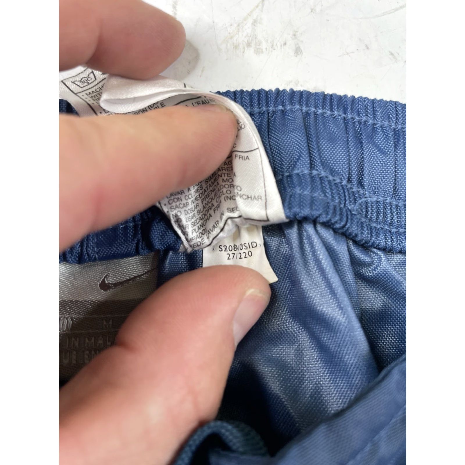 Nike VINTAGE Nike Womens M Blue Track Windbreaker Nylon Ankle Zip Pants 90s Y2K Activewear Casual Sports Accessories Womens Size 32" / US 10 / IT 46 - 6 Thumbnail