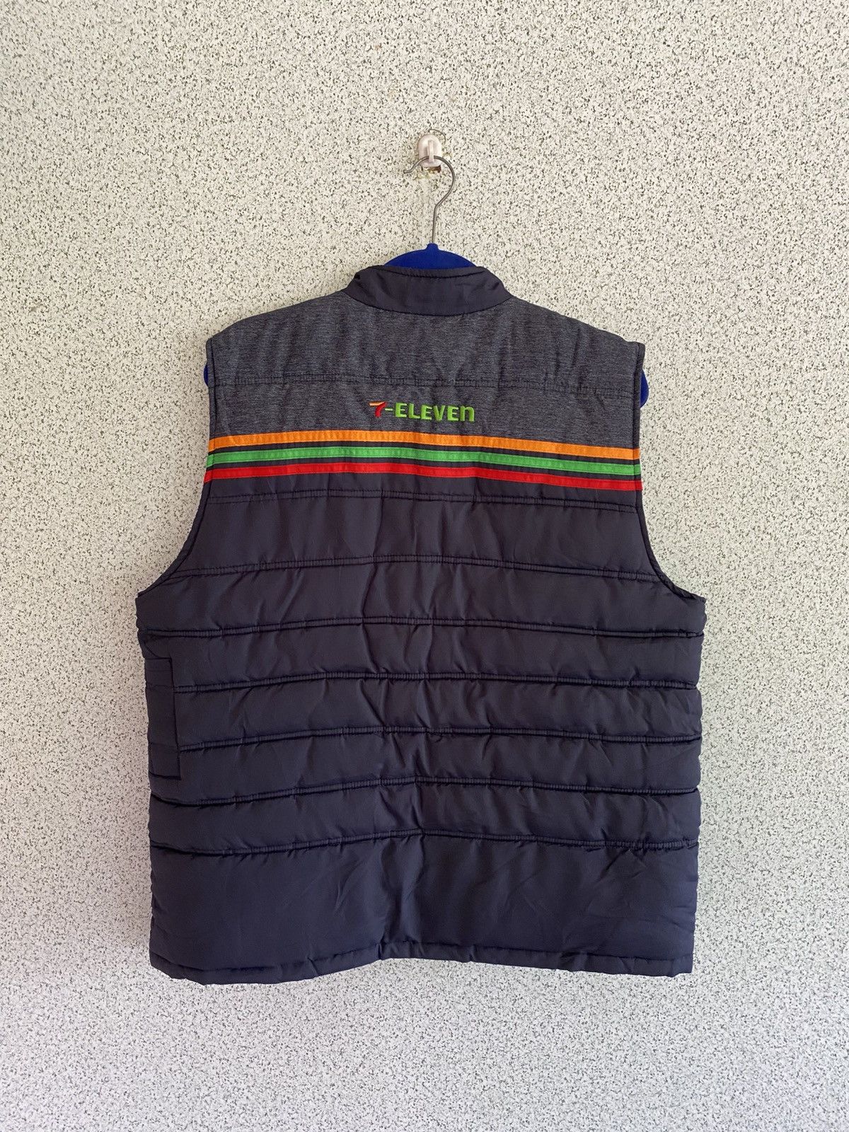 Japanese Brand 7-Eleven light puffer vest Size US L / EU 52-54 / 3 - 7 Thumbnail