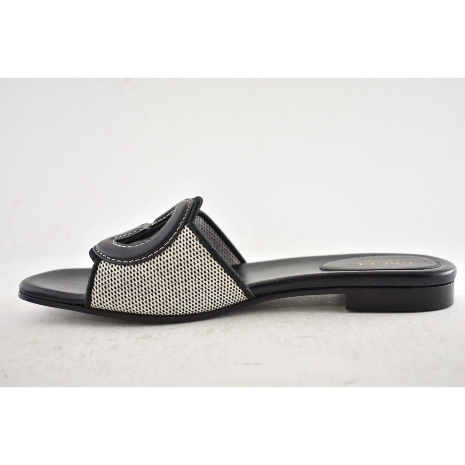 Gucci Gucci GG Interlocking Logo Leather Canvas Sandal 36.5 Size US 6.5 / IT 36.5 - 14 Thumbnail