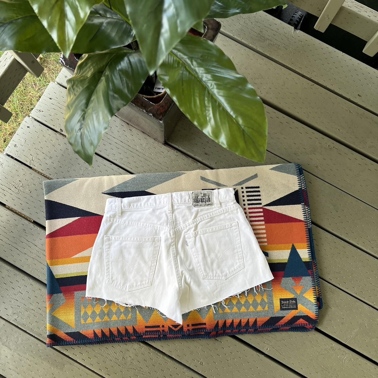 Levi's × Vintage Levi’s silvertab White Mom Shorts Levis Silvertab shorts Size 32" / US 10 / IT 46 - 1 Thumbnail