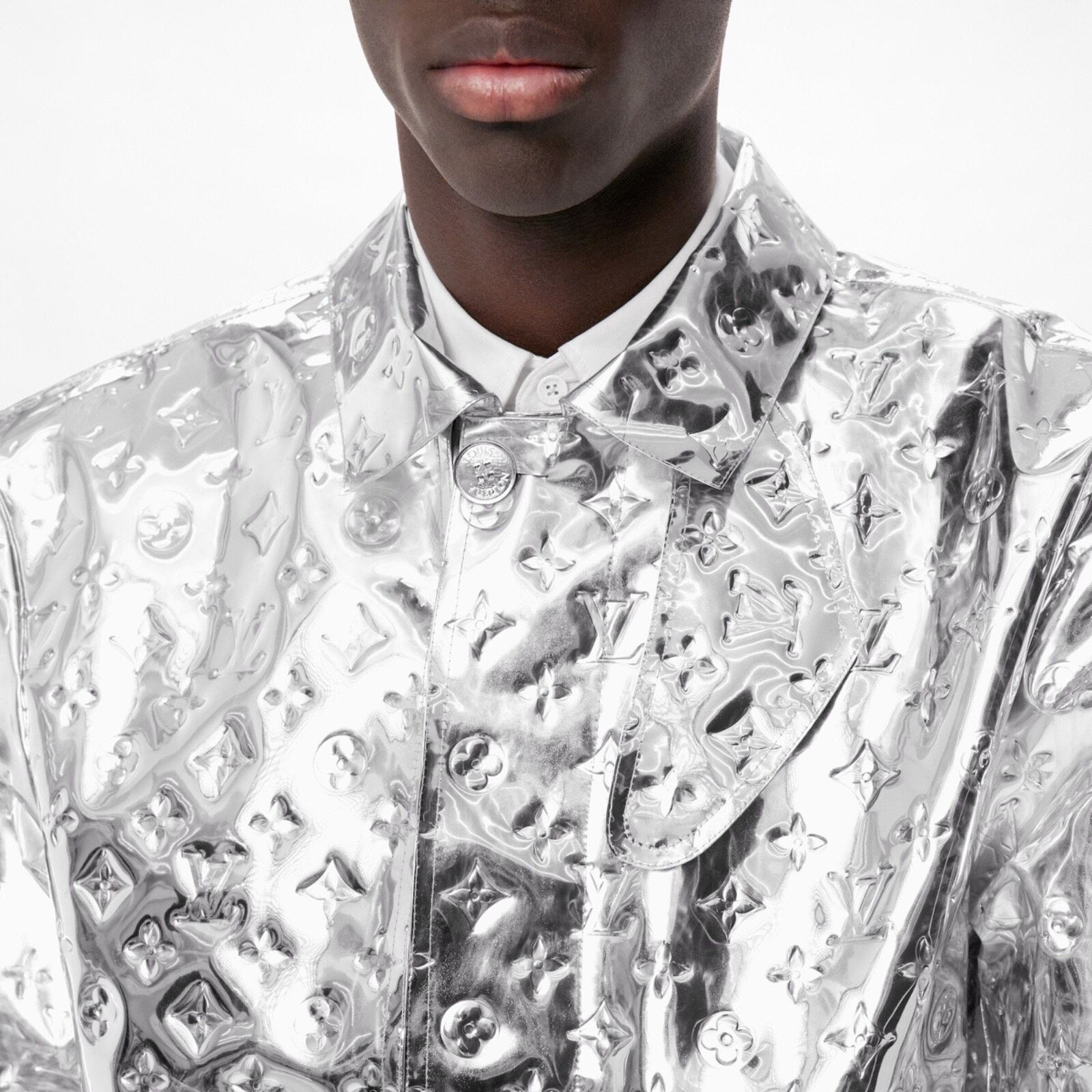 Louis Vuitton Louis Vuitton Virgil Mirror Raincoat Coat Logo Jacket 52 Size US L / EU 52-54 / 3 - 7 Thumbnail