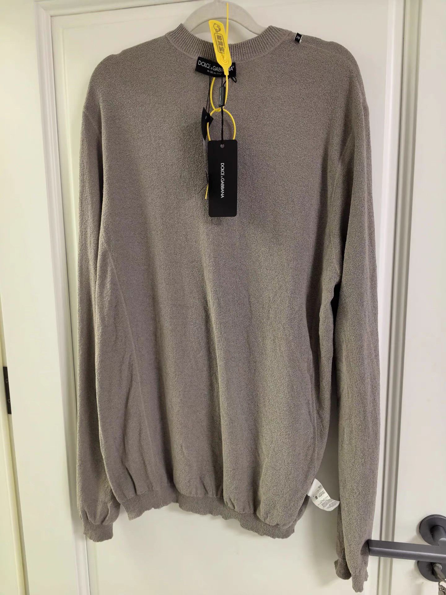 Dolce & Gabbana Dolce&Gabbana Men's V-Neck Panel Sweater K18 Size US S / EU 44-46 / 1 - 2 Thumbnail