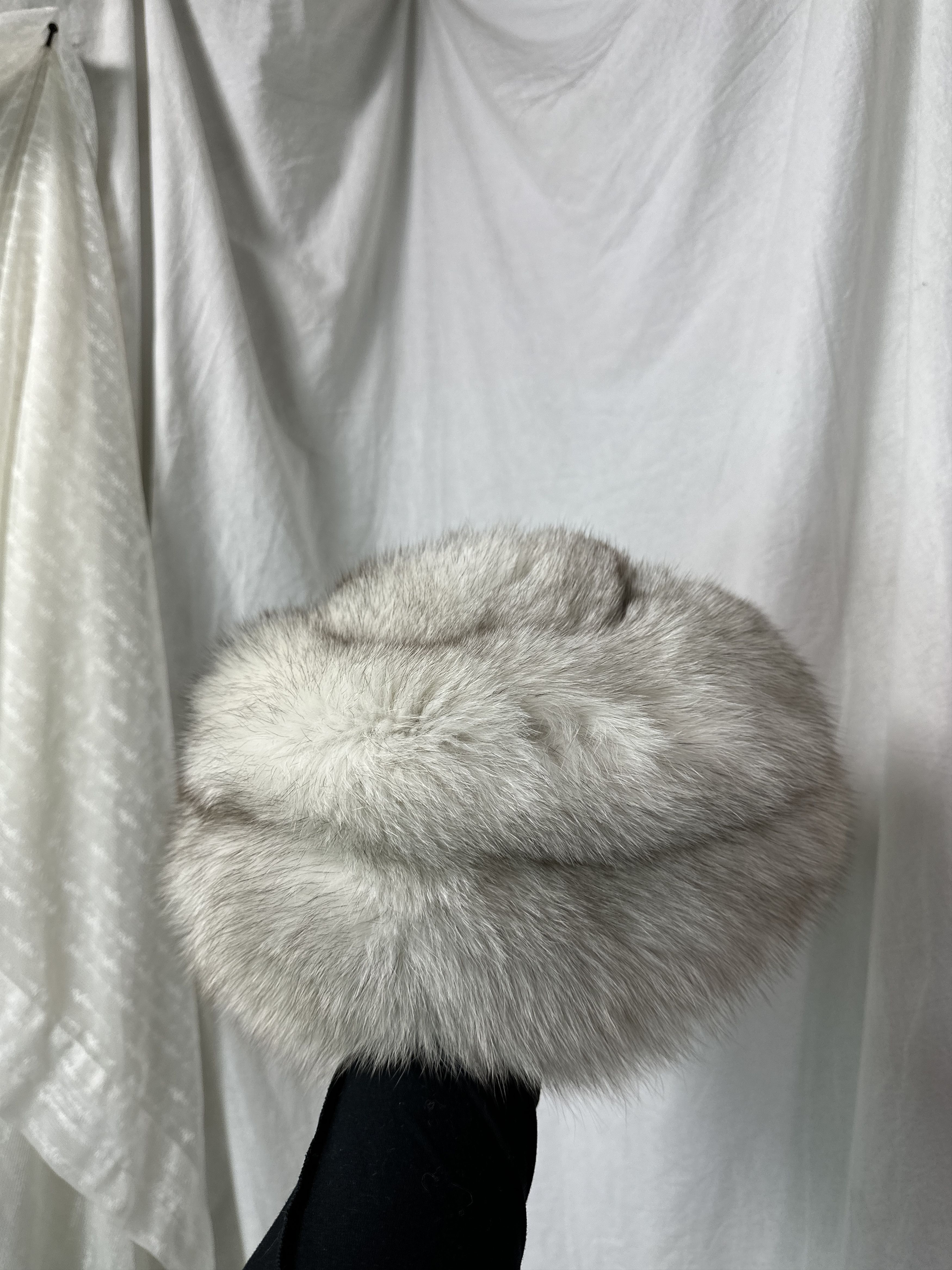 Vintage Vintage Classy Old Money Fox Fur Cap Y2K Size ONE SIZE - 1 Thumbnail