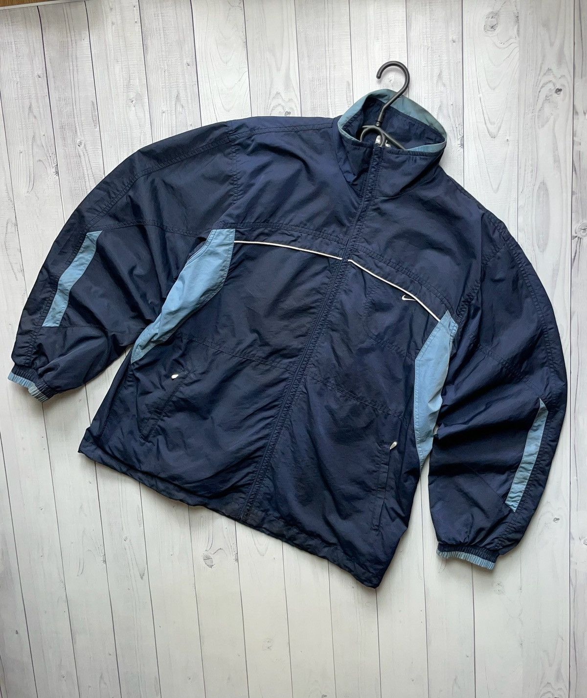 Nike × Vintage Vintage Nike jacket size L logo distressed Size US L / EU 52-54 / 3 - 1 Thumbnail