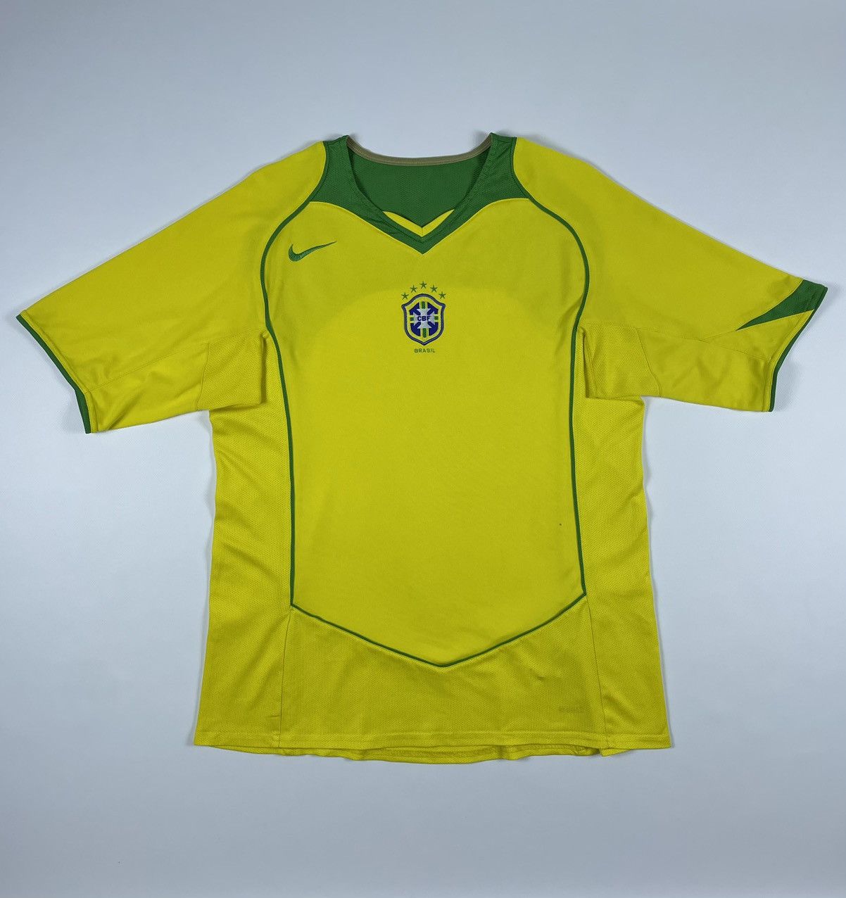 Vintage Nike Brazil Soccer Jersey Football T-shirt