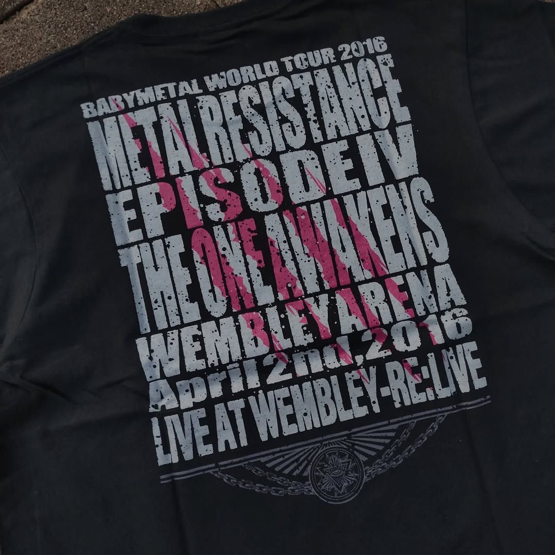 Band Tees BABYMETAL WEMBLEY REVELATION 2020 Tee Size US L / EU 52-54 / 3 - 6 Thumbnail