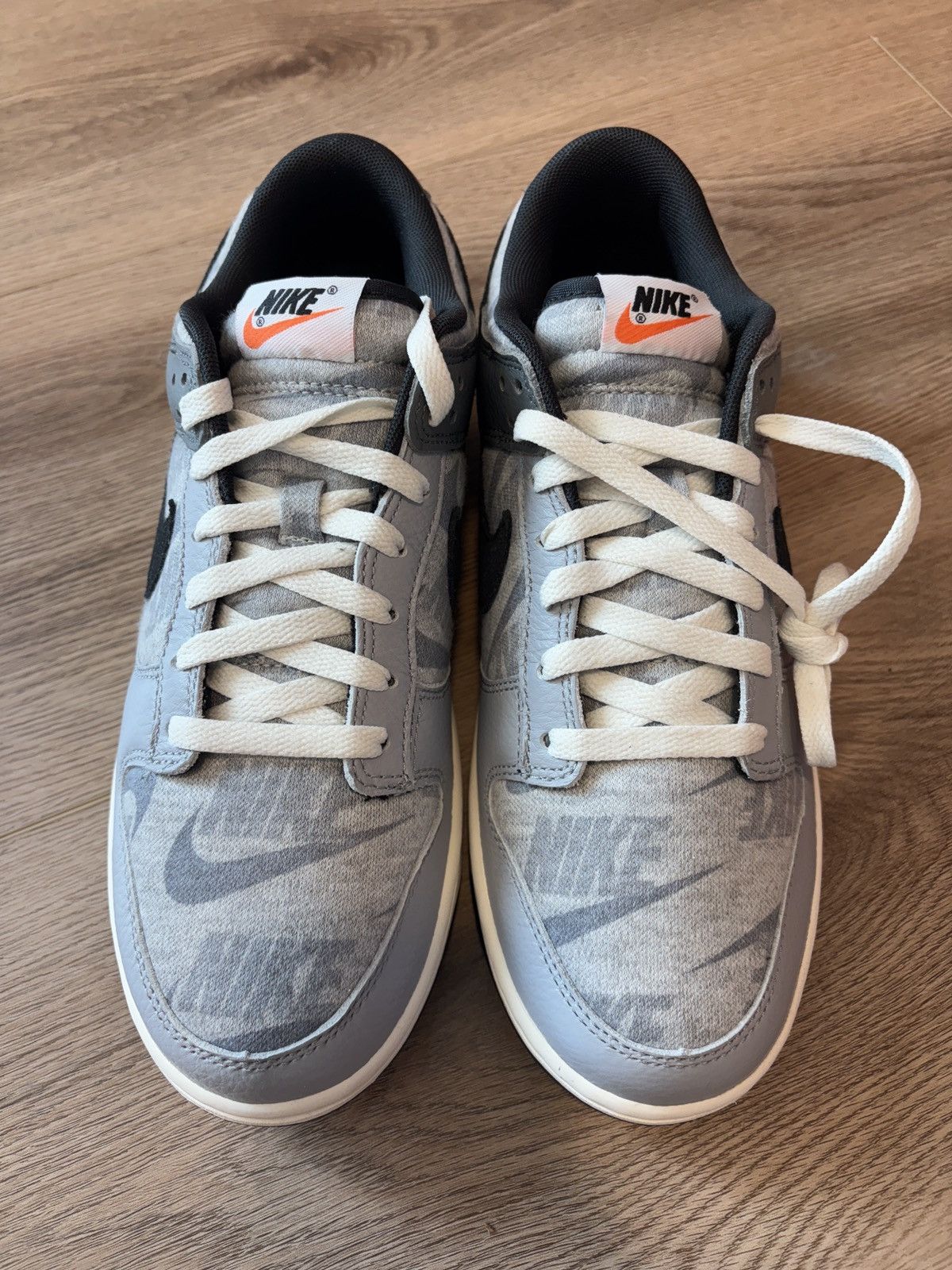 Nike Nike Dunk Low SE Copy Paste Size US 9 / EU 42 - 2 Thumbnail